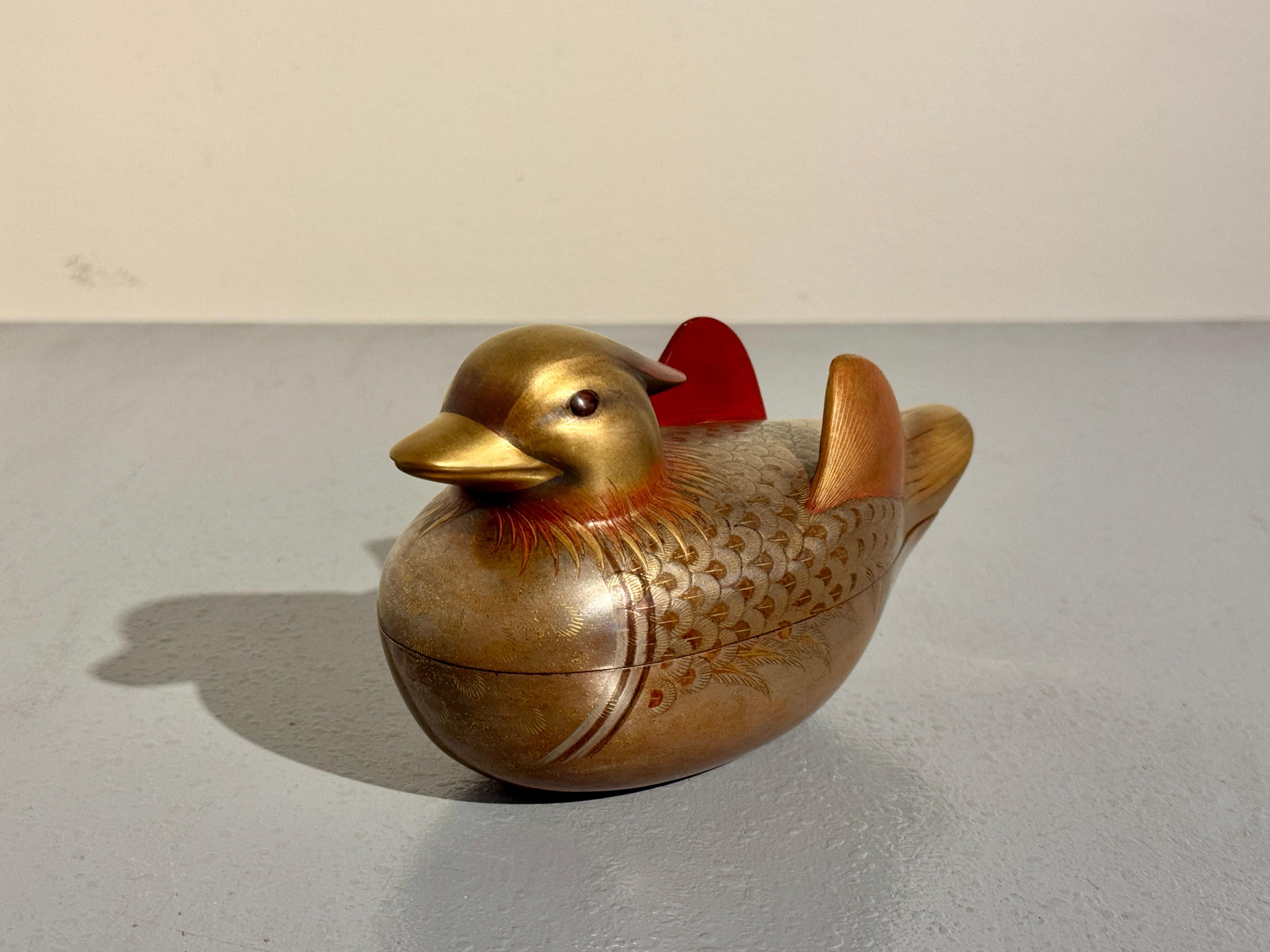 Vintage Japanese Lacquer Duck Box by Zohiko, Showa Era, Mid 20th Century, Japan For Sale 2
