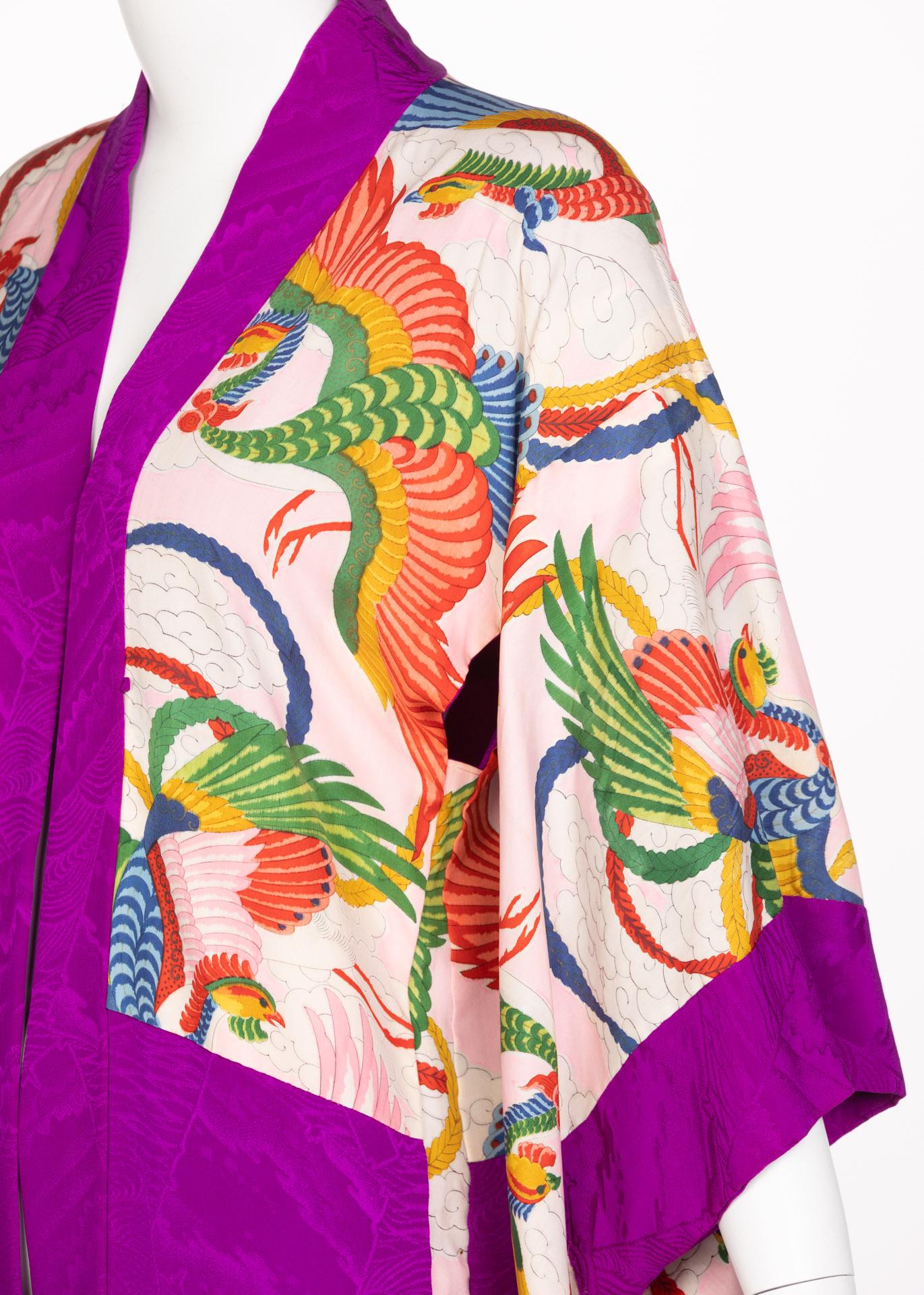 Vintage Japanese Magenta Silk Print Kimono Jacket For Sale 2