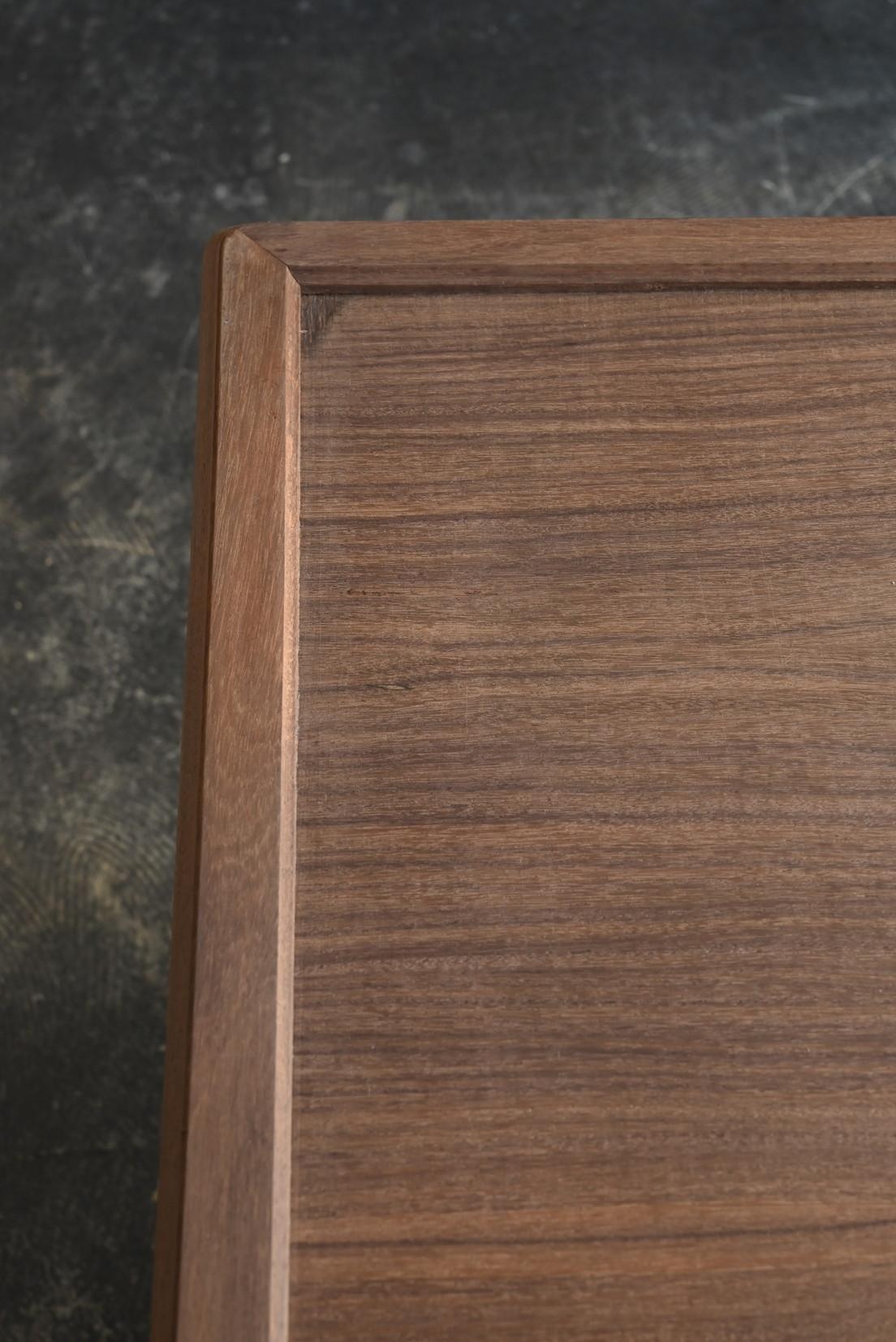 Mesa japonesa vintage de diseño moderno / 1950-1990 / Montada en venta 4