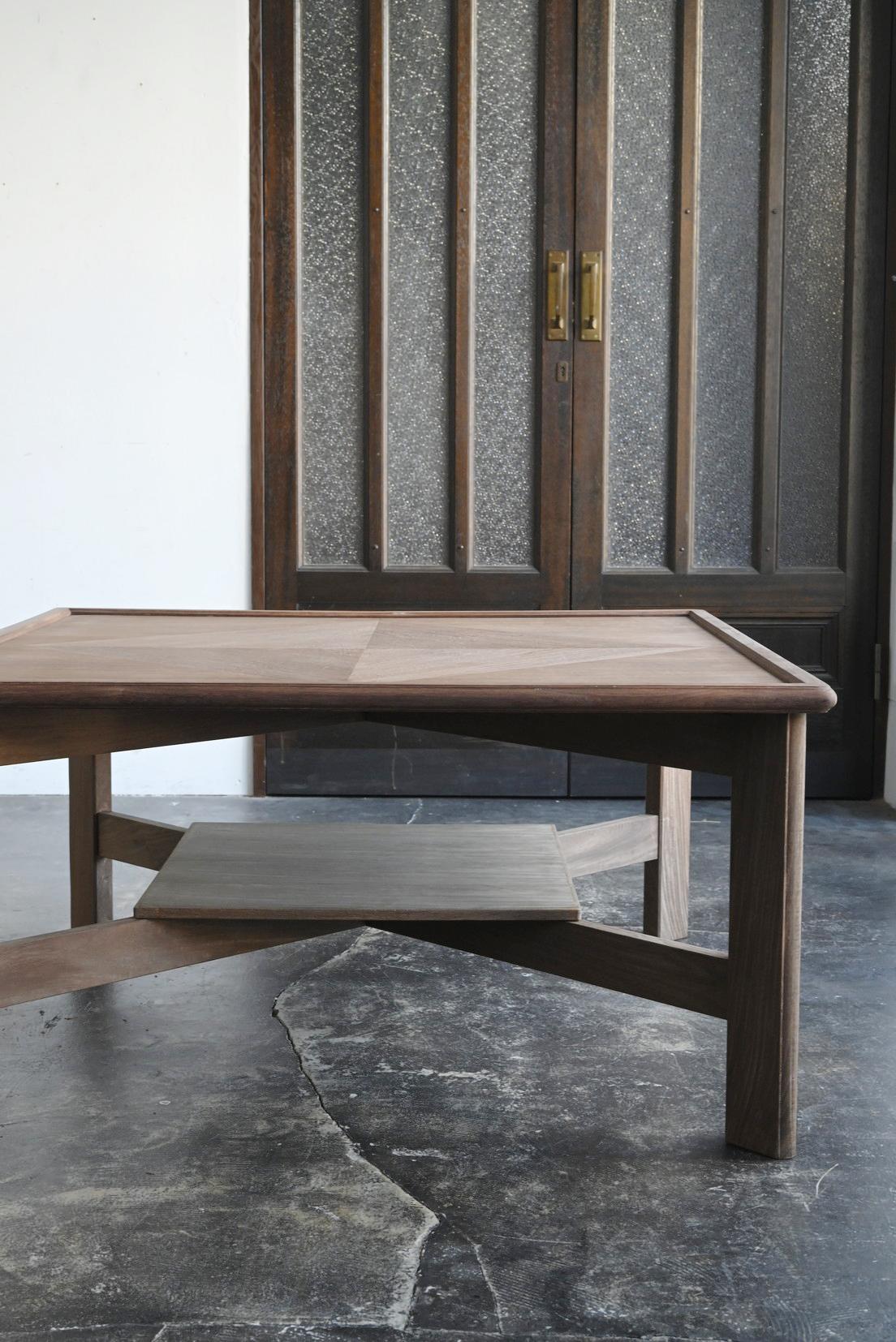 Mesa japonesa vintage de diseño moderno / 1950-1990 / Montada en venta 6