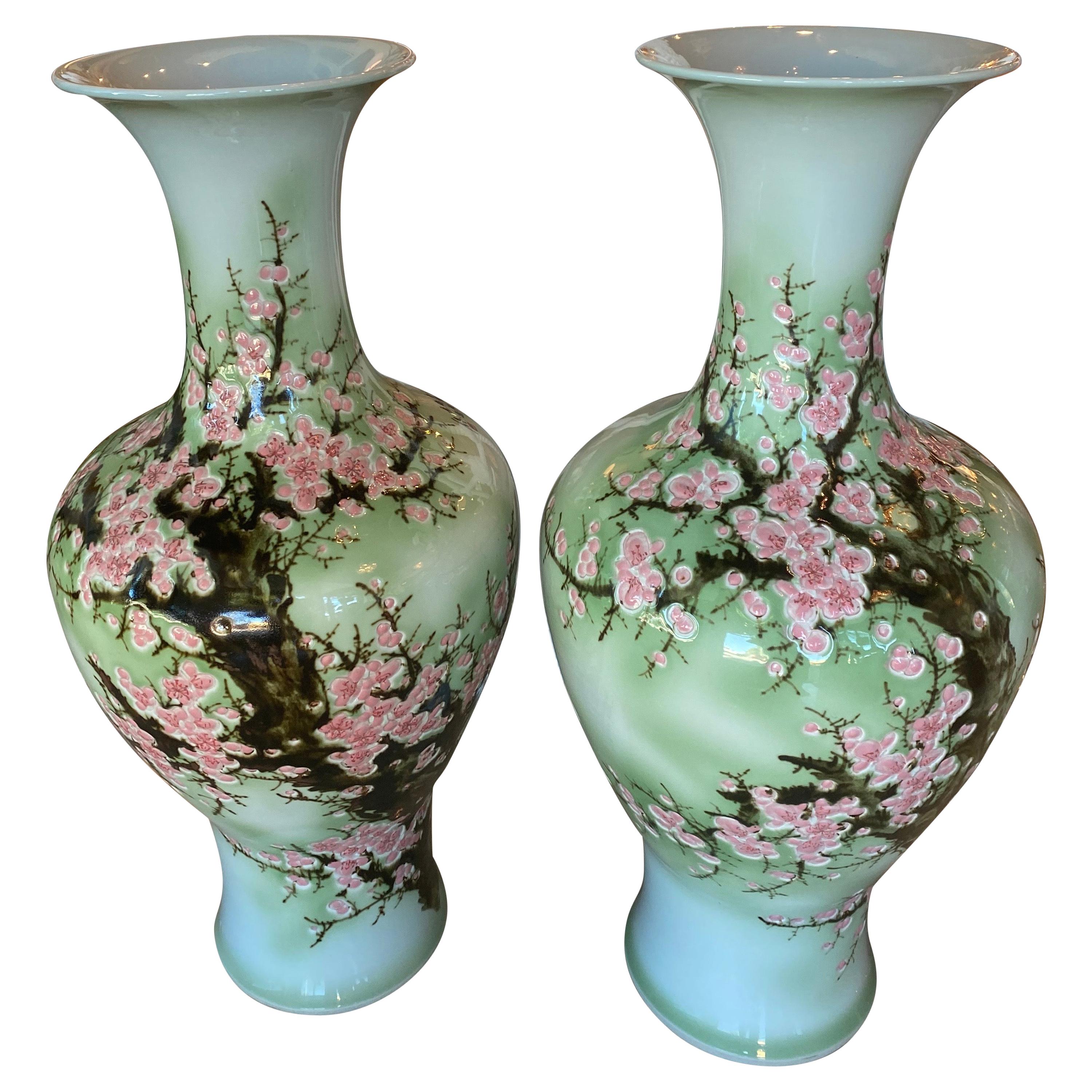 Beautiful Celadon Color Porcelain Temple Jar 18" 
