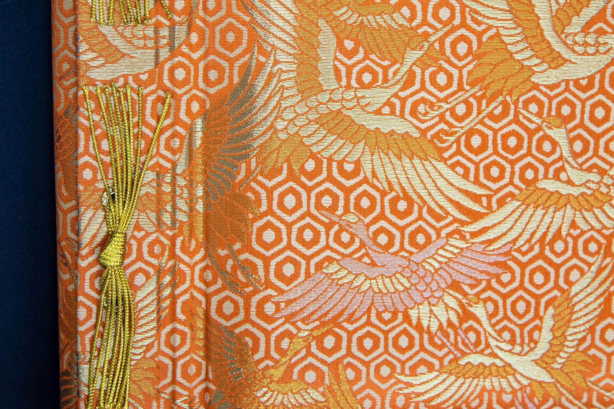 Vintage Japanese Orange Silk Embroidery Vintage Wedding Photo Album in Box For Sale 8