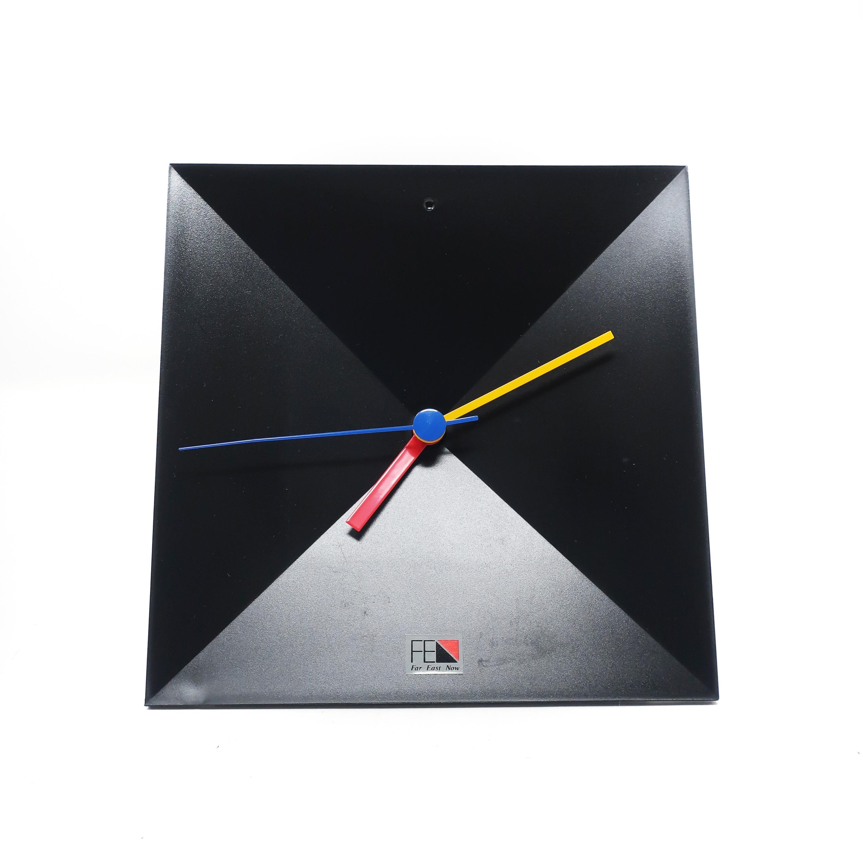 Vintage Japanese Postmodern Black Clock In Good Condition For Sale In Brooklyn, NY