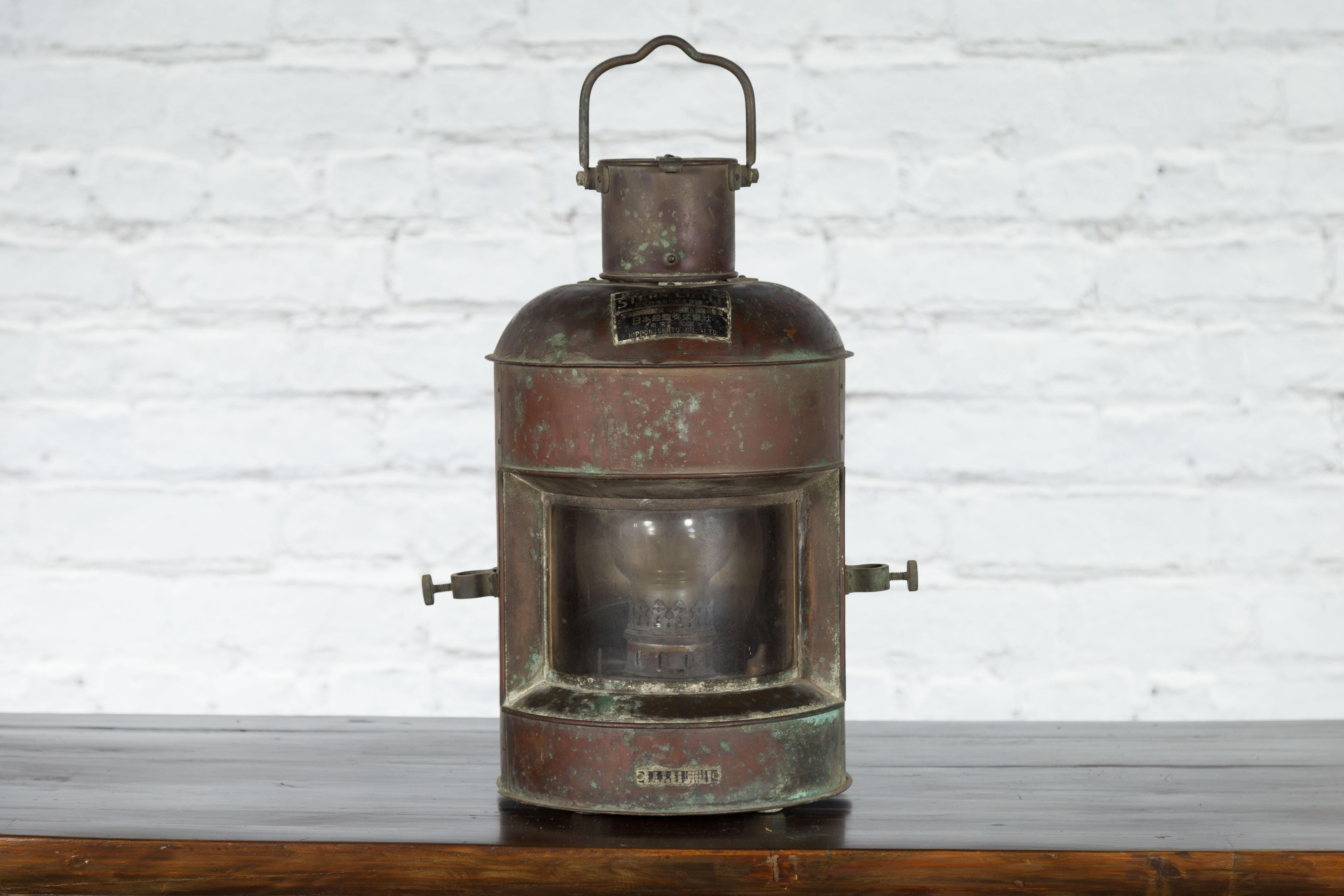 Lampe Stern de navigation japonaise vintage par Nippon Sento Co, LTD Bon état - En vente à Yonkers, NY