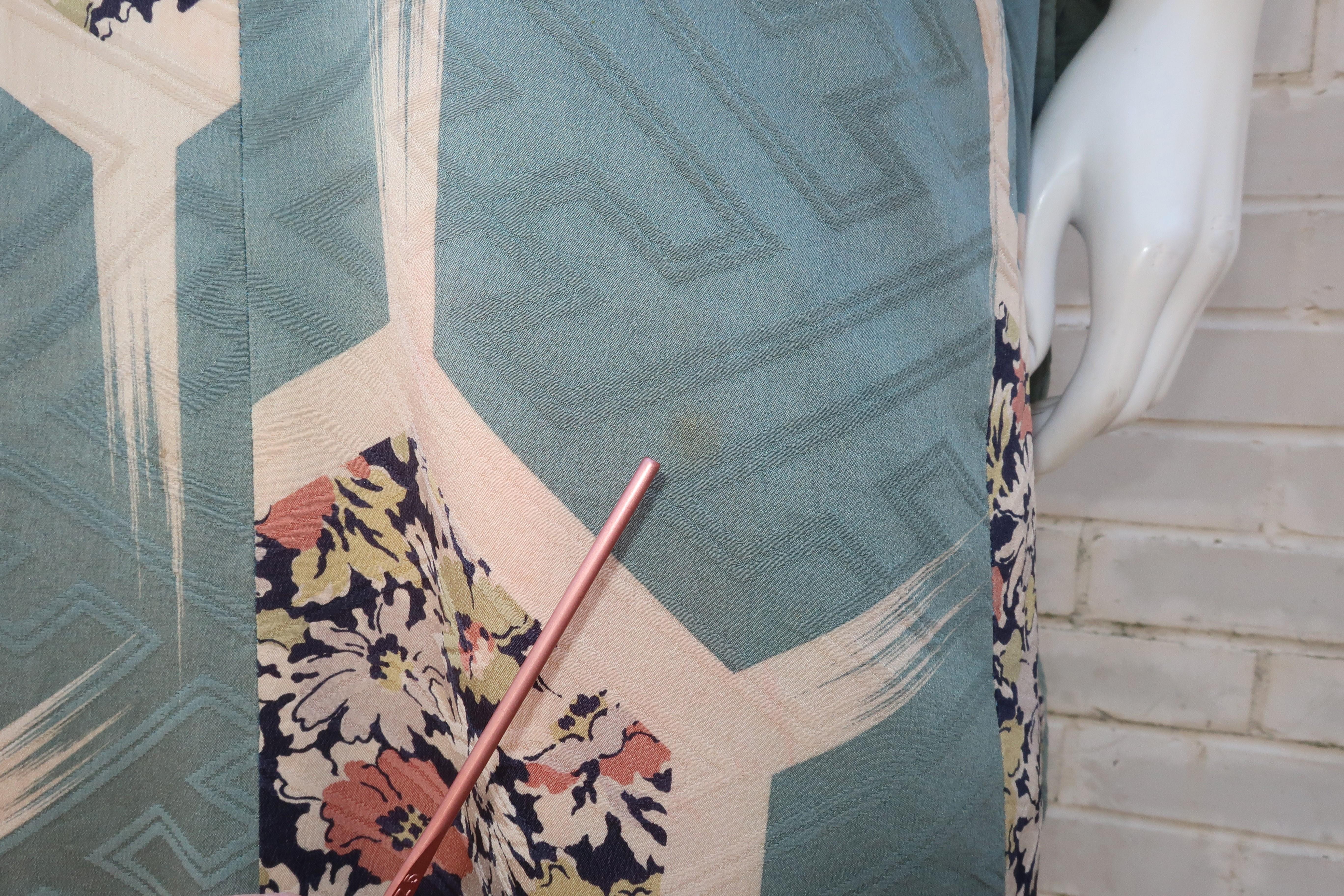 Vintage Japanese Silk Kimono Jacket Robe With Unique Closure 7