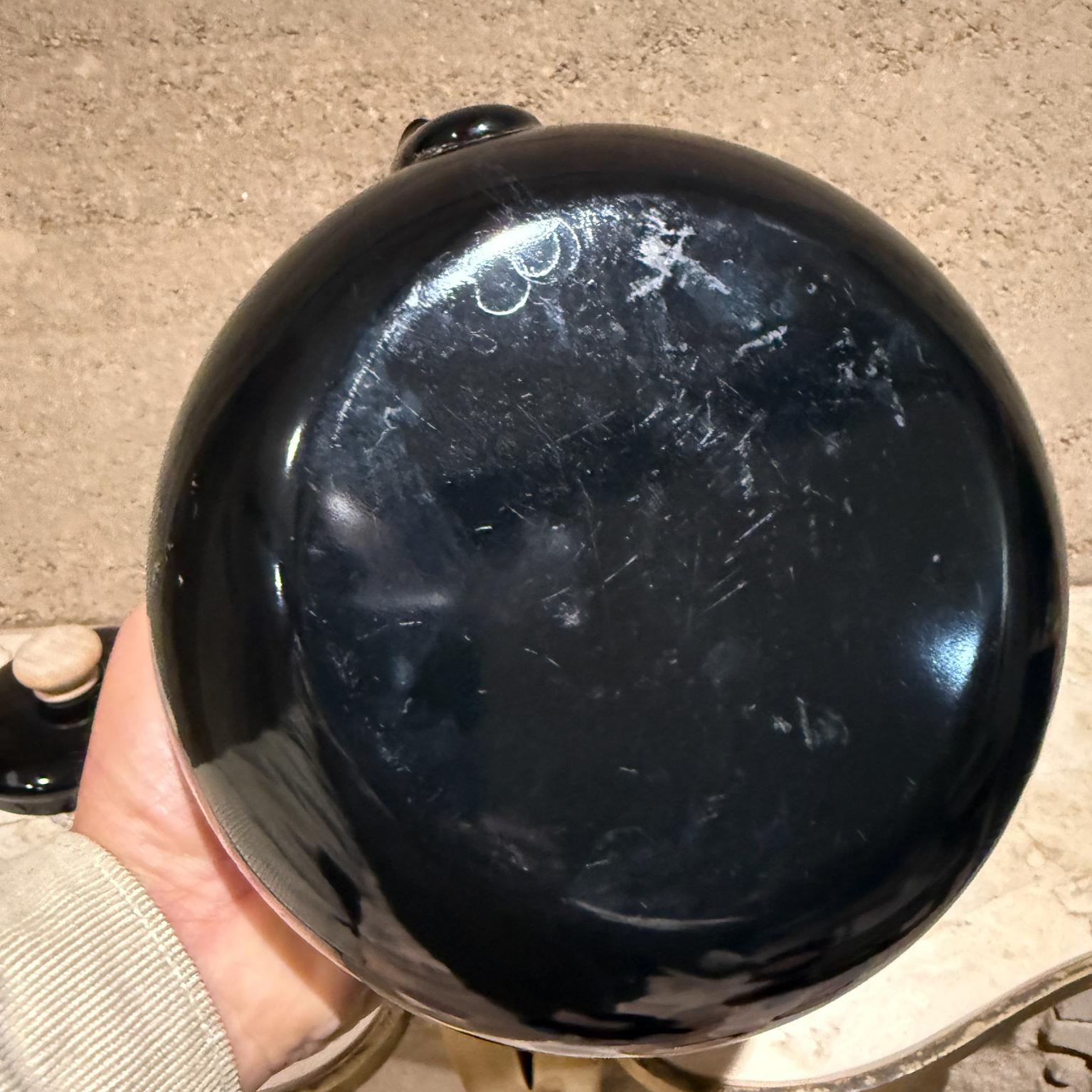 Pequeña tetera japonesa vintage de esmalte negro en venta 5