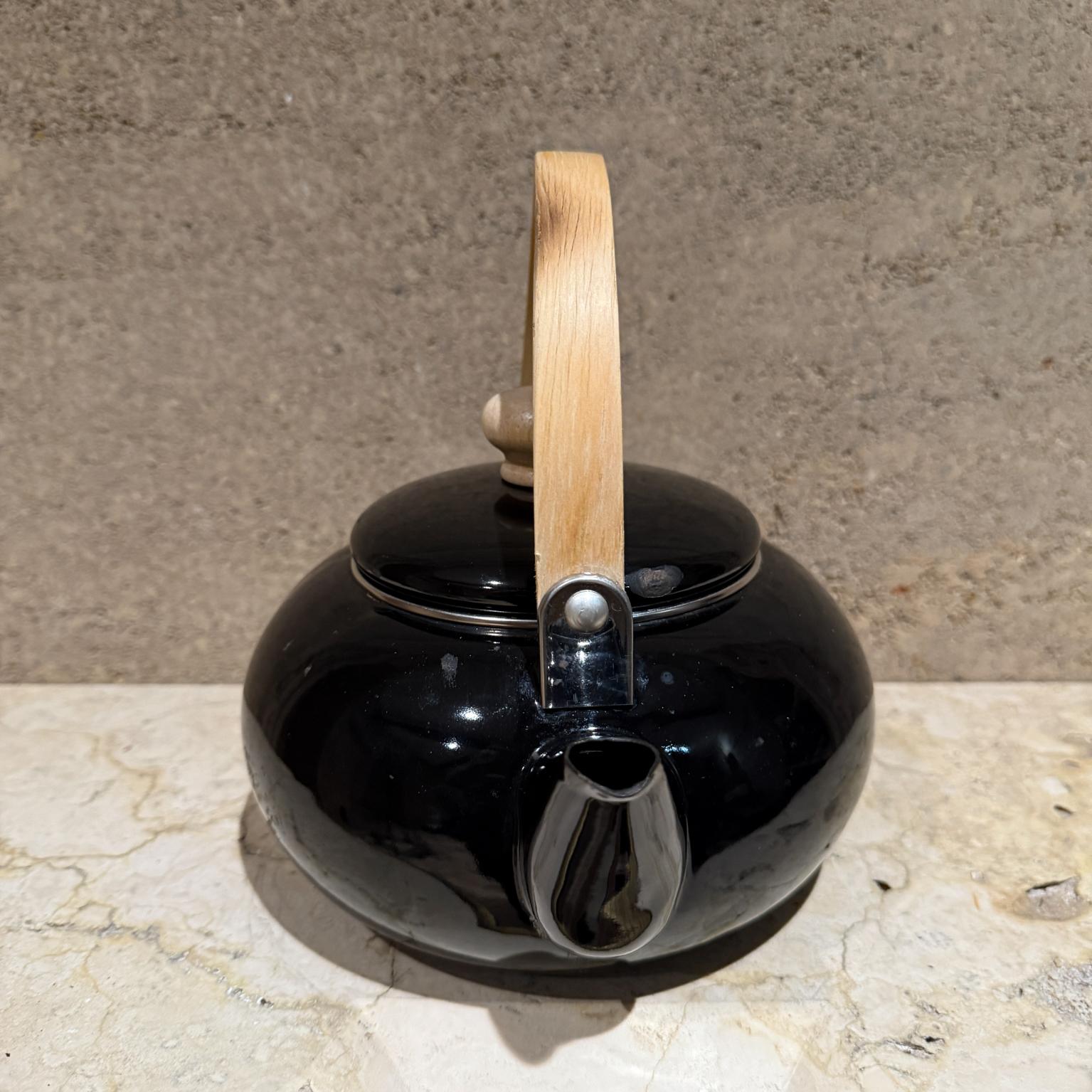 Pequeña tetera japonesa vintage de esmalte negro Metal en venta