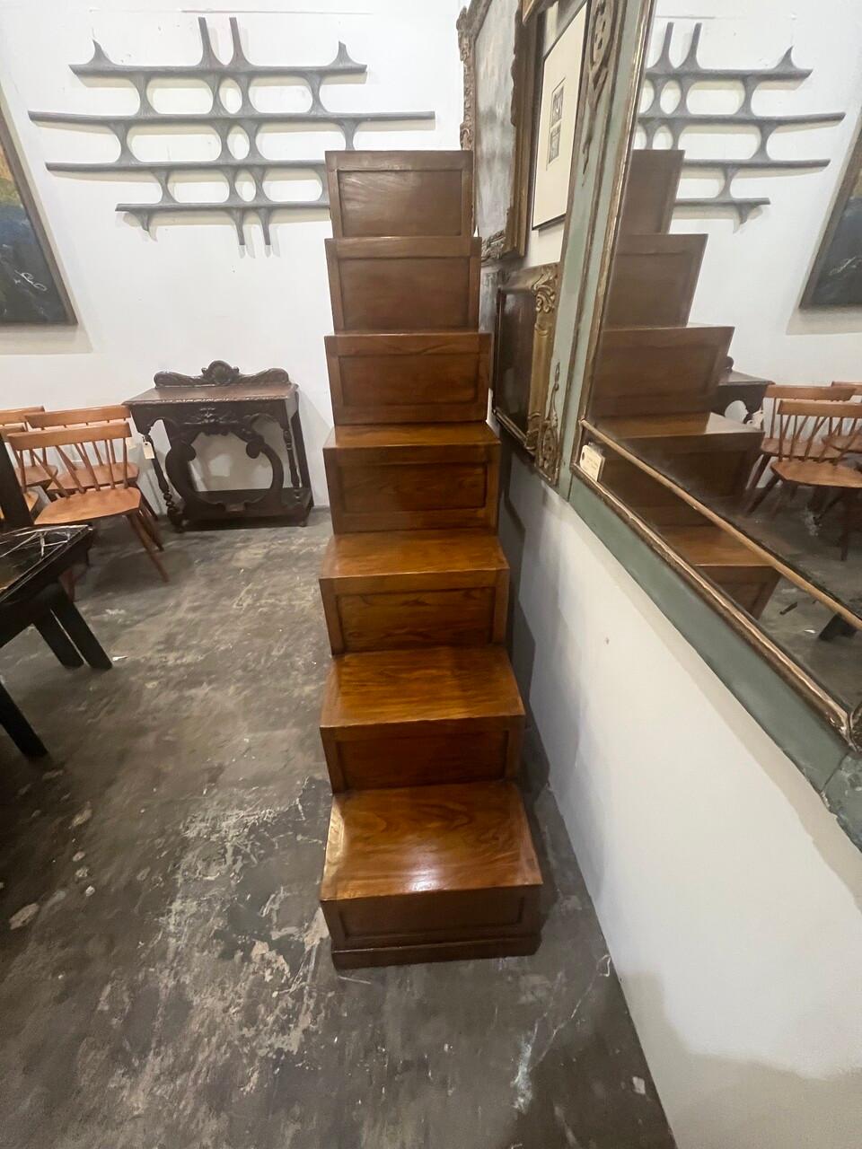 Meiji Cassapanca Tansu Giapponese d'epoca in vendita