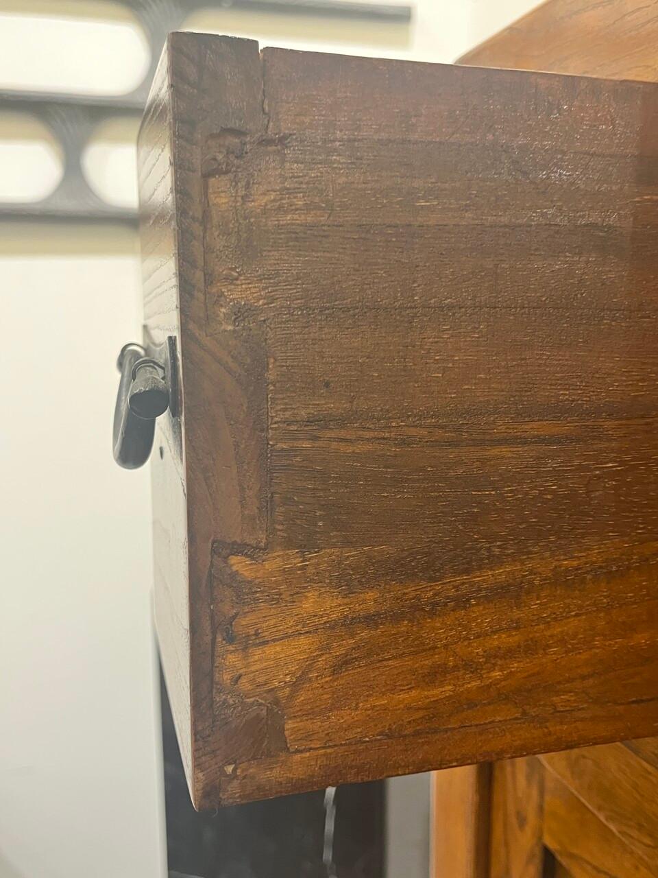 Legno Cassapanca Tansu Giapponese d'epoca in vendita