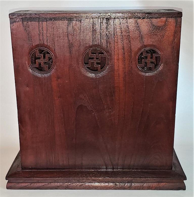 Vintage Japanese Temple Style Box For Sale 1