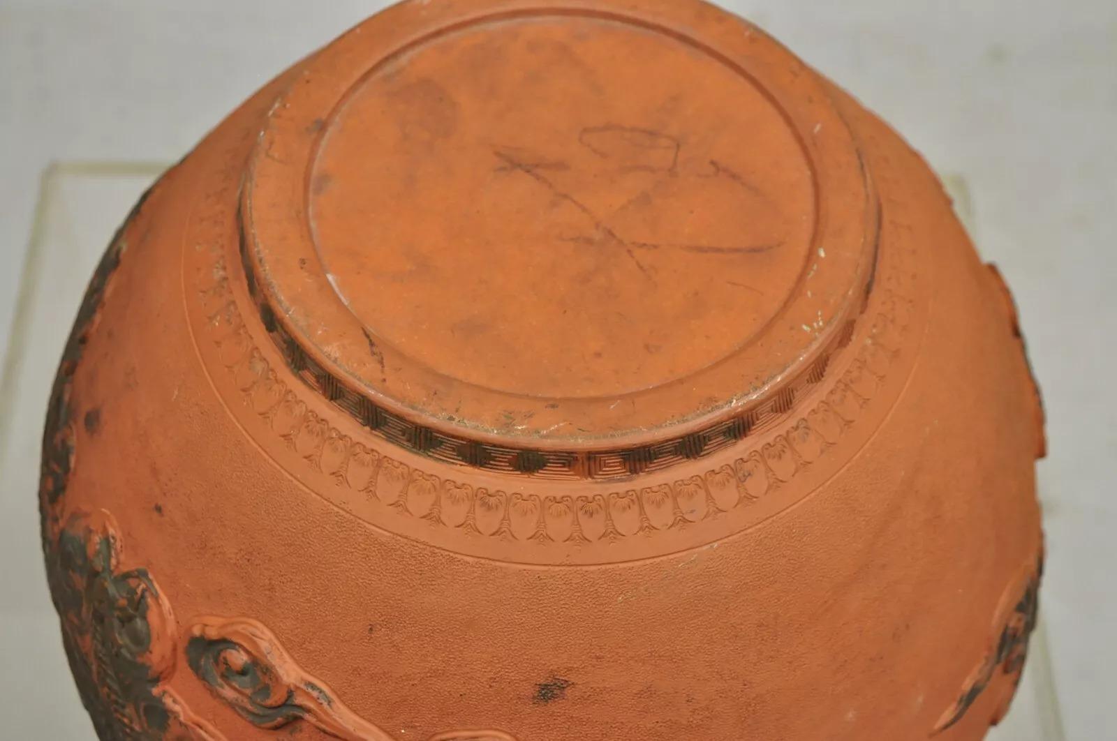 Vaso in terracotta Cachepot d'epoca giapponese Tokoname Ware Dragon Jardiniere in vendita 3