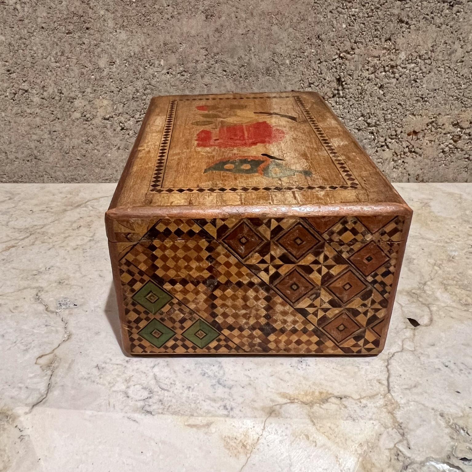 Vintage Japanese Wood Himitsu Bako Puzzle Box In Good Condition In Chula Vista, CA