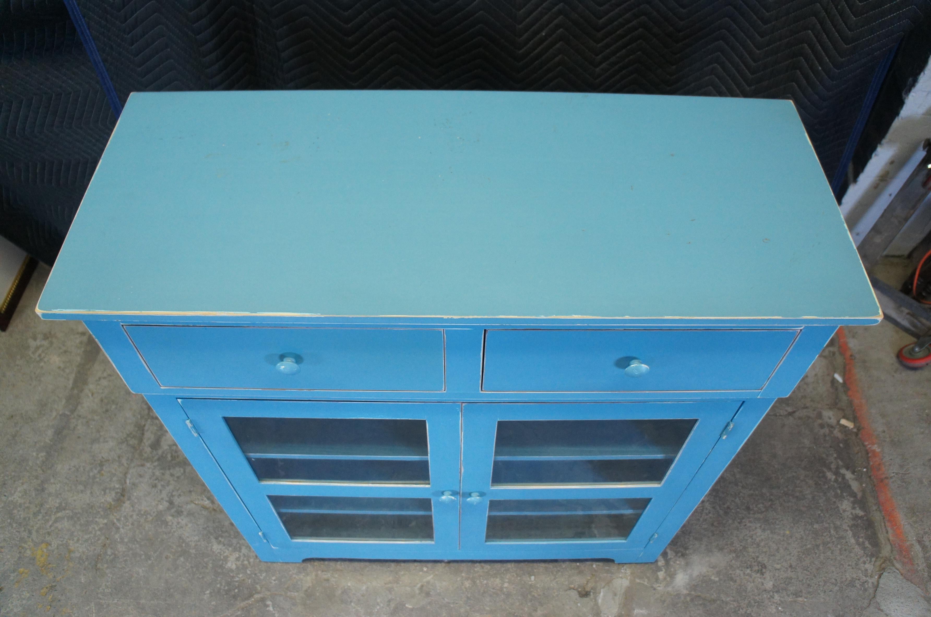 Vintage Jasper Blue Jelly Cabinet Cupboard Curio Display Buffet Console Table In Good Condition For Sale In Dayton, OH