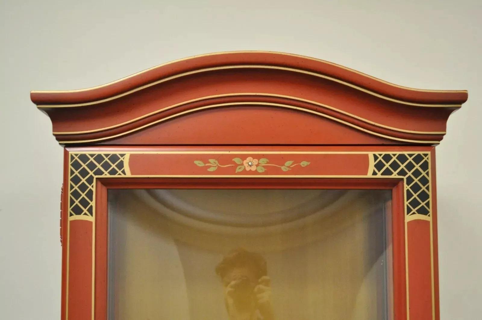 Vintage Jasper Oriental Chinoiserie Red Display China Cabinet Curio Credenza In Good Condition For Sale In Philadelphia, PA