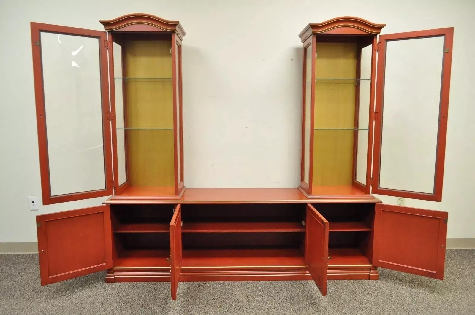 20th Century Vintage Jasper Oriental Chinoiserie Red Display China Cabinet Curio Credenza For Sale