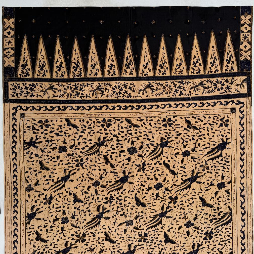 Vintage Javanese Kain Panjang and Matching Selendang Batik Tulis, Cirebon For Sale 4