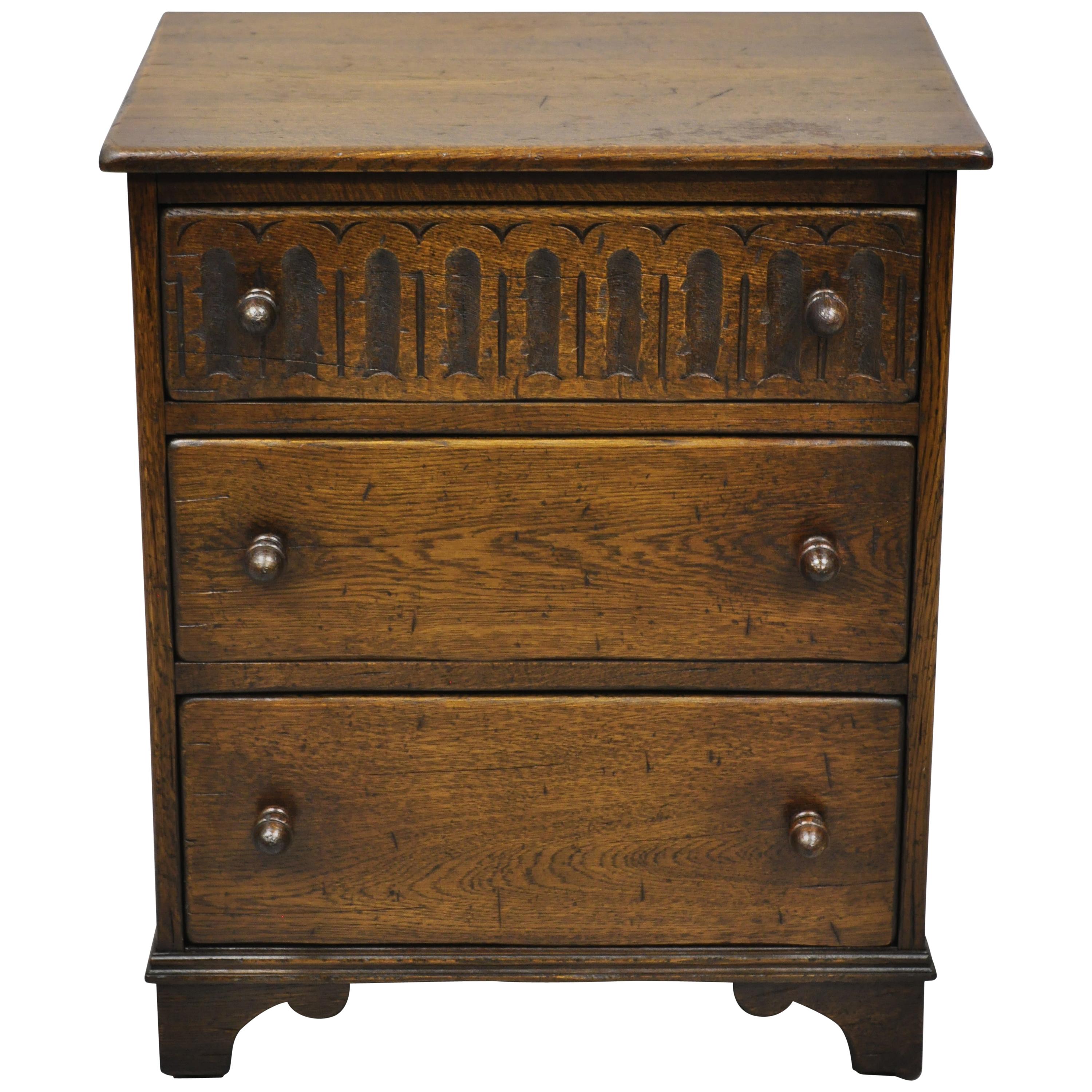 Vintage Jaycee Furniture Oak Wood English Jacobean 3-Drawer Small Chest