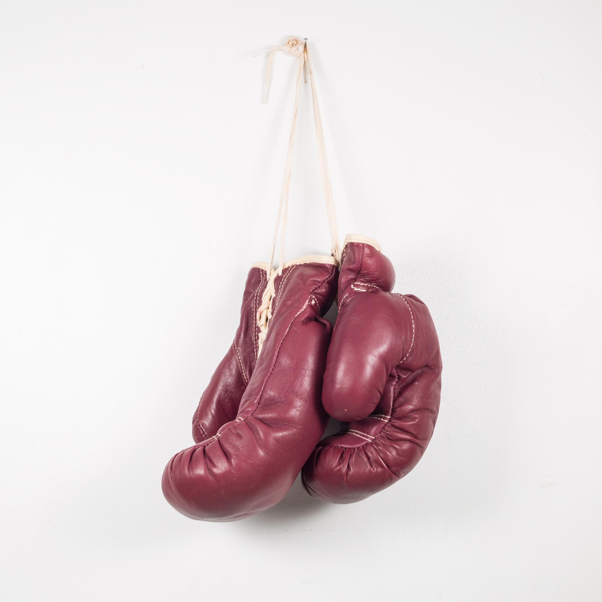 1960 boxing gloves
