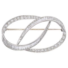 Vintage J.E. Caldwell Platinum E-F VVS 2.33ct Diamond Infinity Loop Brooch