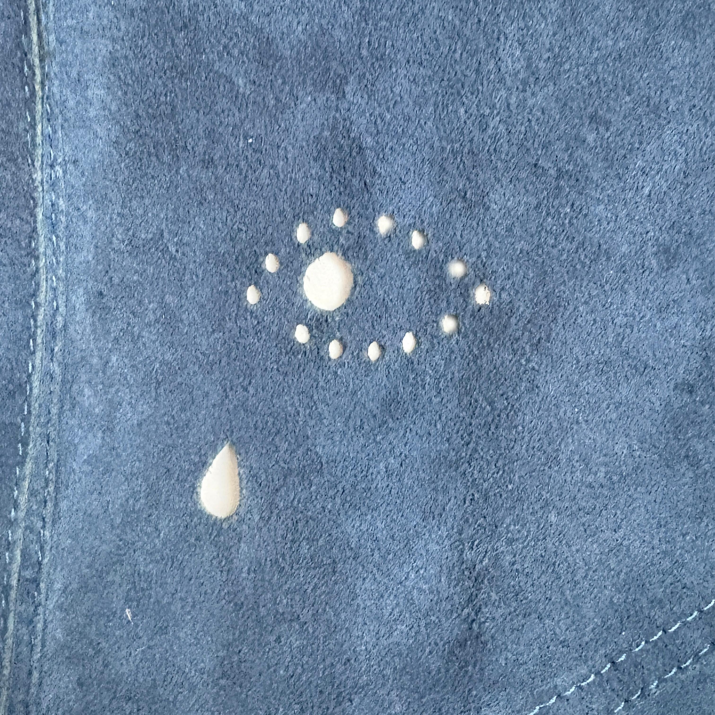 Vintage Jean Muir Blue Punched Suede Coat Dress circa Ende der 1970er Jahre Rare im Angebot 8