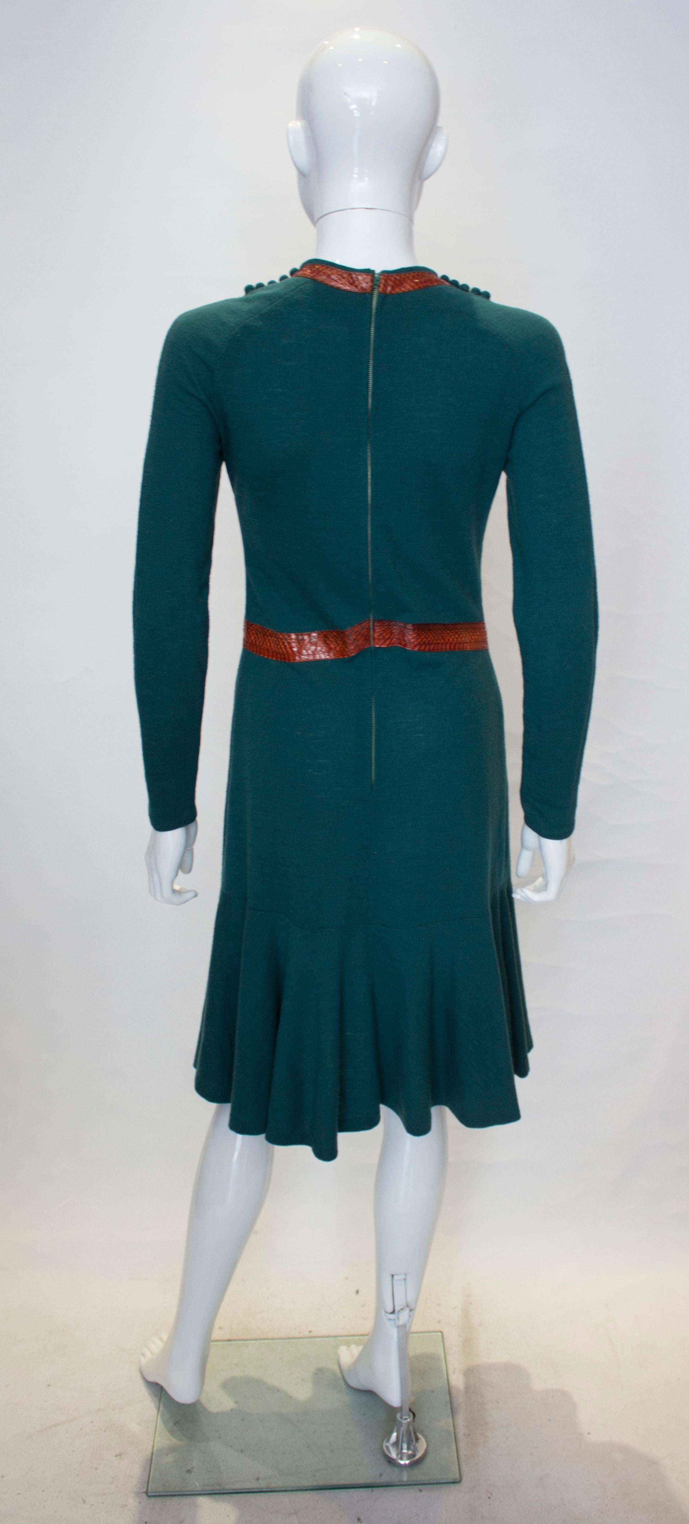 Vestido vintage Jean Muir de lana y piel de serpiente en venta 1