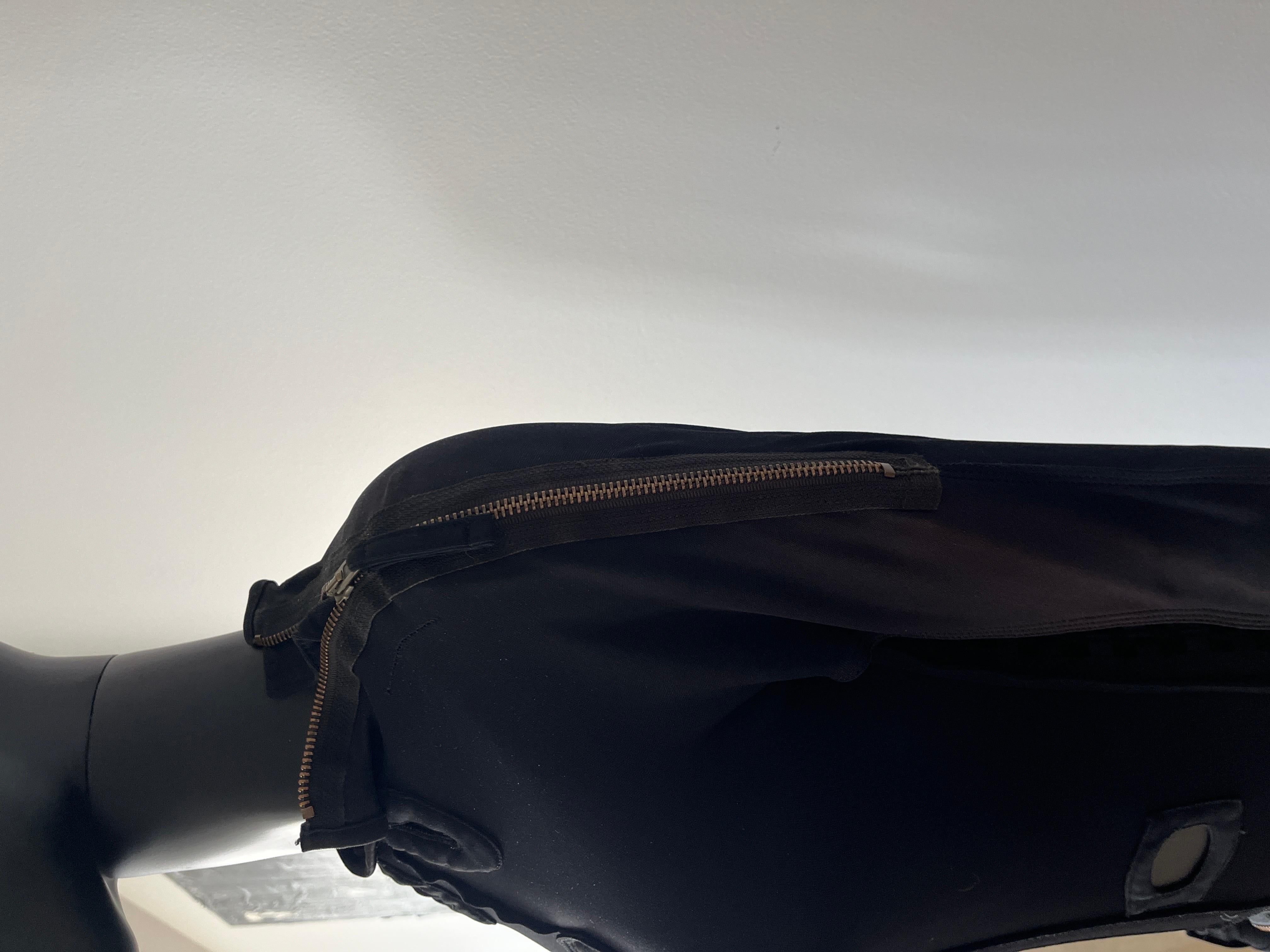 Femenino o masculino Vintage JEAN PAUL GAULTIER Años 90 Maxivestido de malla con cremallera en venta