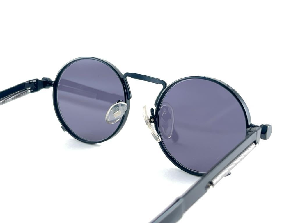 Gray Vintage Jean Paul Gaultier 56 8171 Round Black Matte Dark Purple Lens 1990 Japan For Sale