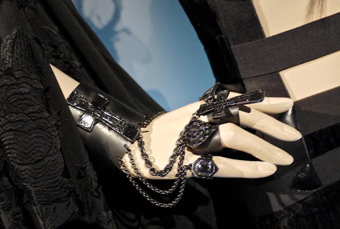 Vintage JEAN PAUL GAULTIER Punk Gothic Chain Knuckle Rings and Cuff 2