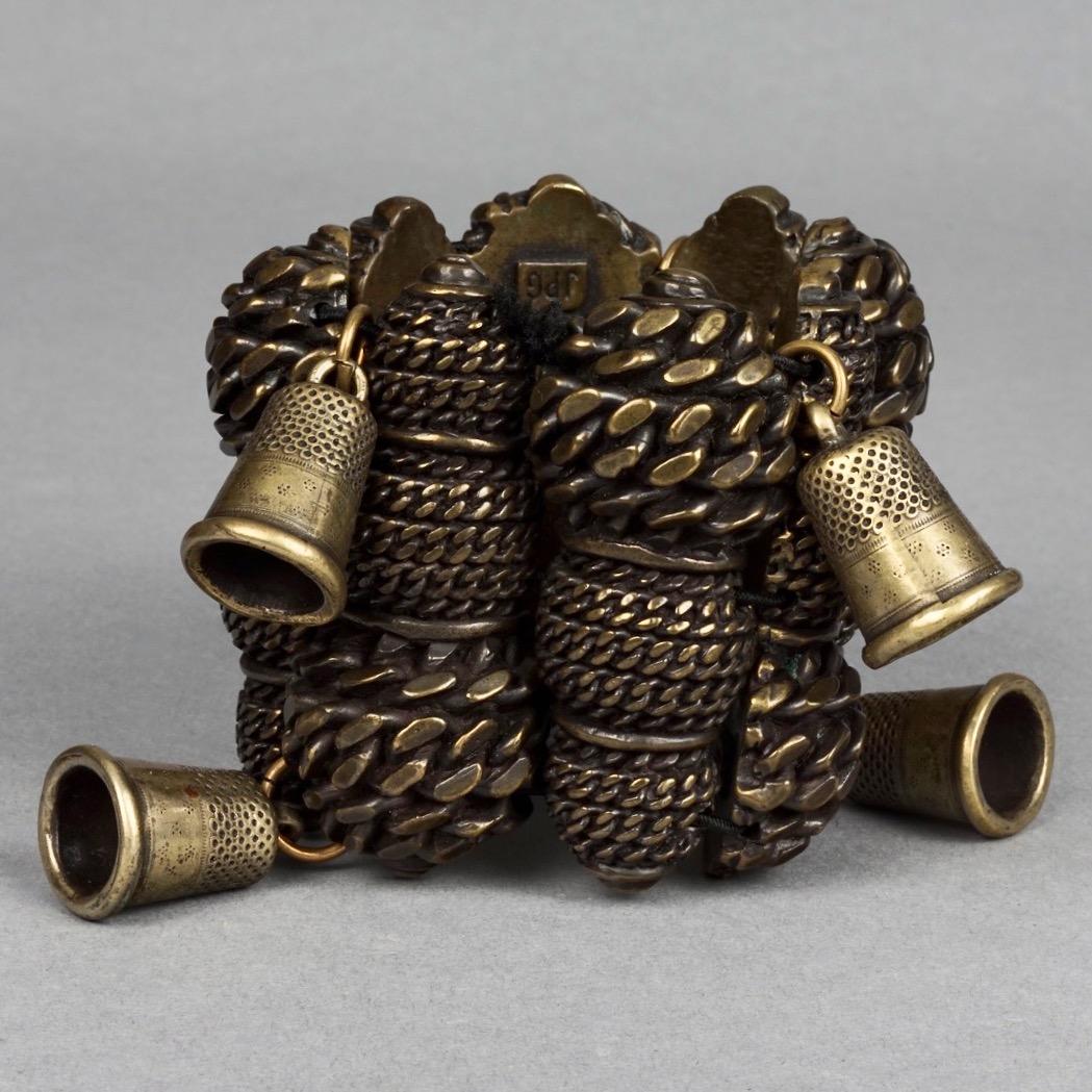 Vintage JEAN PAUL GAULTIER Thimble Brutalist Cuff Bracelet In Excellent Condition For Sale In Kingersheim, Alsace