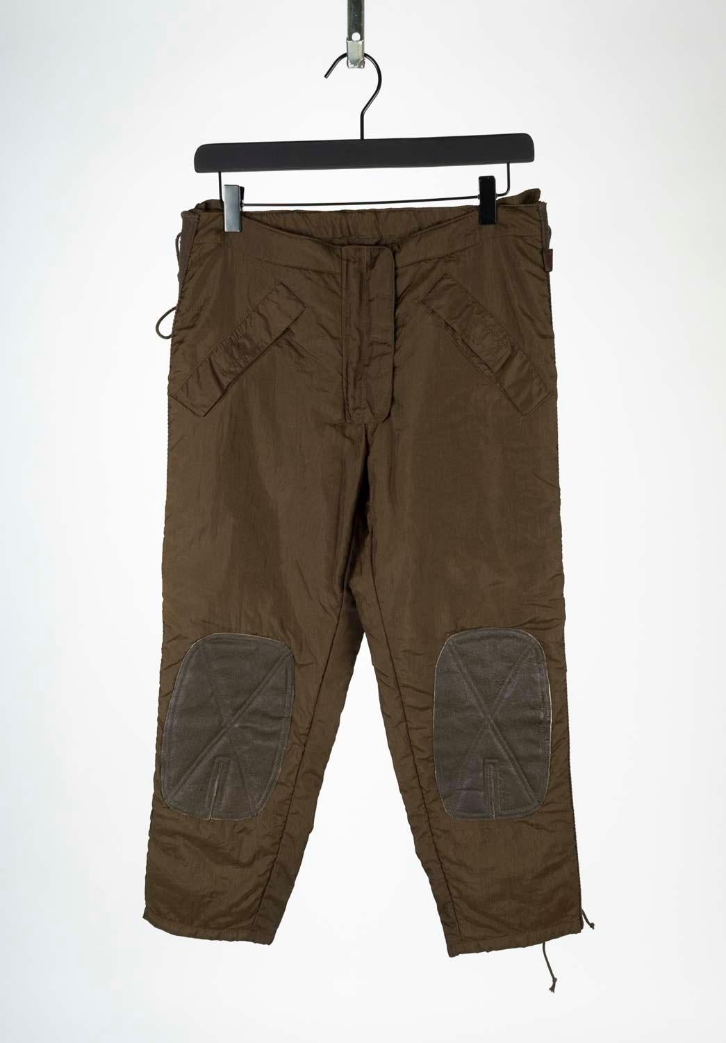 100% genuine Jean Paul Gaultier JPG Women Pants with leather app, ncode
Color: Brown
(An actual color may a bit vary due to individual computer screen interpretation)
Material: 100% polyamide
Tag size: 44 (Medium) Unisex.
These pants are great