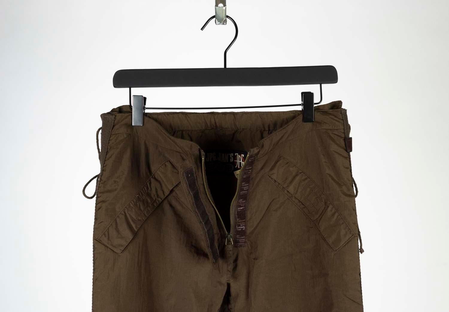 Pantalon vintage Jean Paul Gaultier pour femmes Casual JPG Taille 44 (Medium) Excellent état - En vente à Kaunas, LT