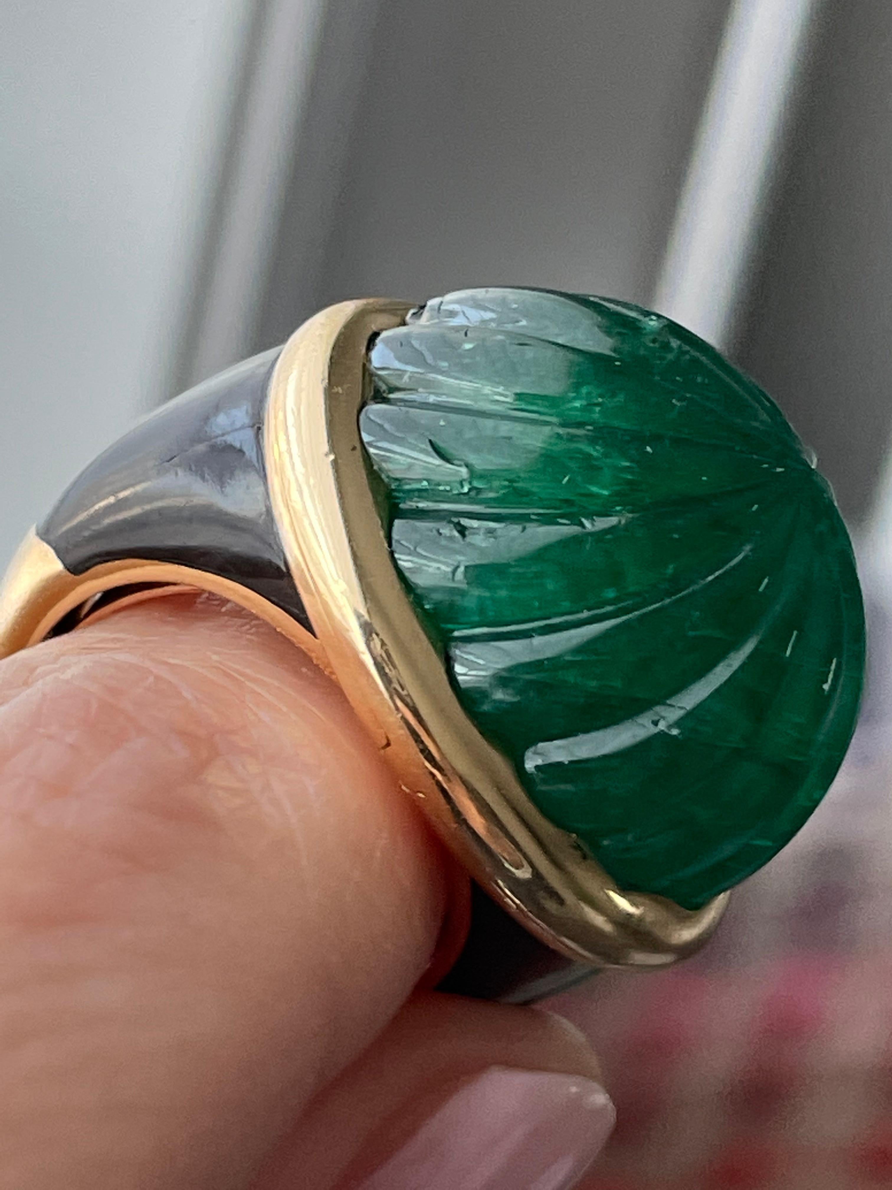 Vintage Jean-Pierre Brun Fluted Emerald and Mother of Pearl Ring 2