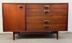 Credenza a quattro cassetti in noce Jens Risom d'epoca