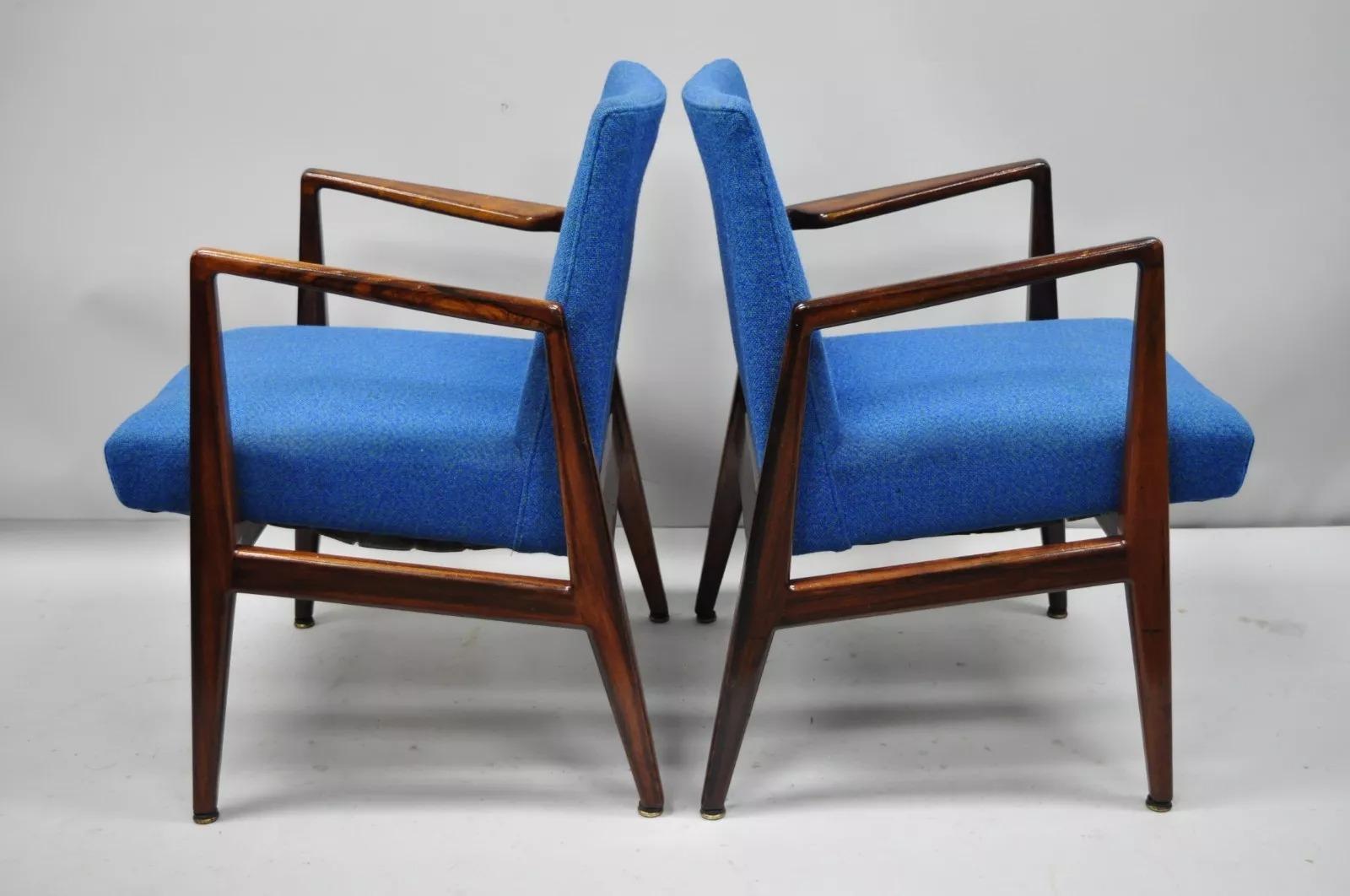 Mid-Century Modern Vintage Jens Risom Rosewood Mid Century Modern Blue Fabric Lounge Chairs - Pair For Sale
