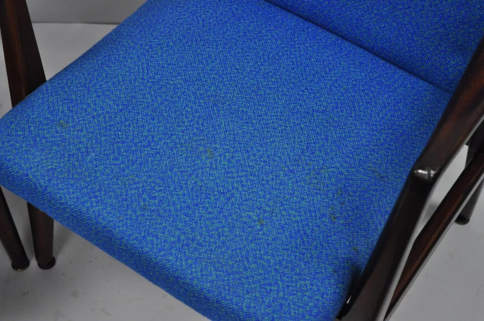 Vintage Jens Risom Rosewood Mid Century Modern Blue Fabric Lounge Chairs - Pair For Sale 1