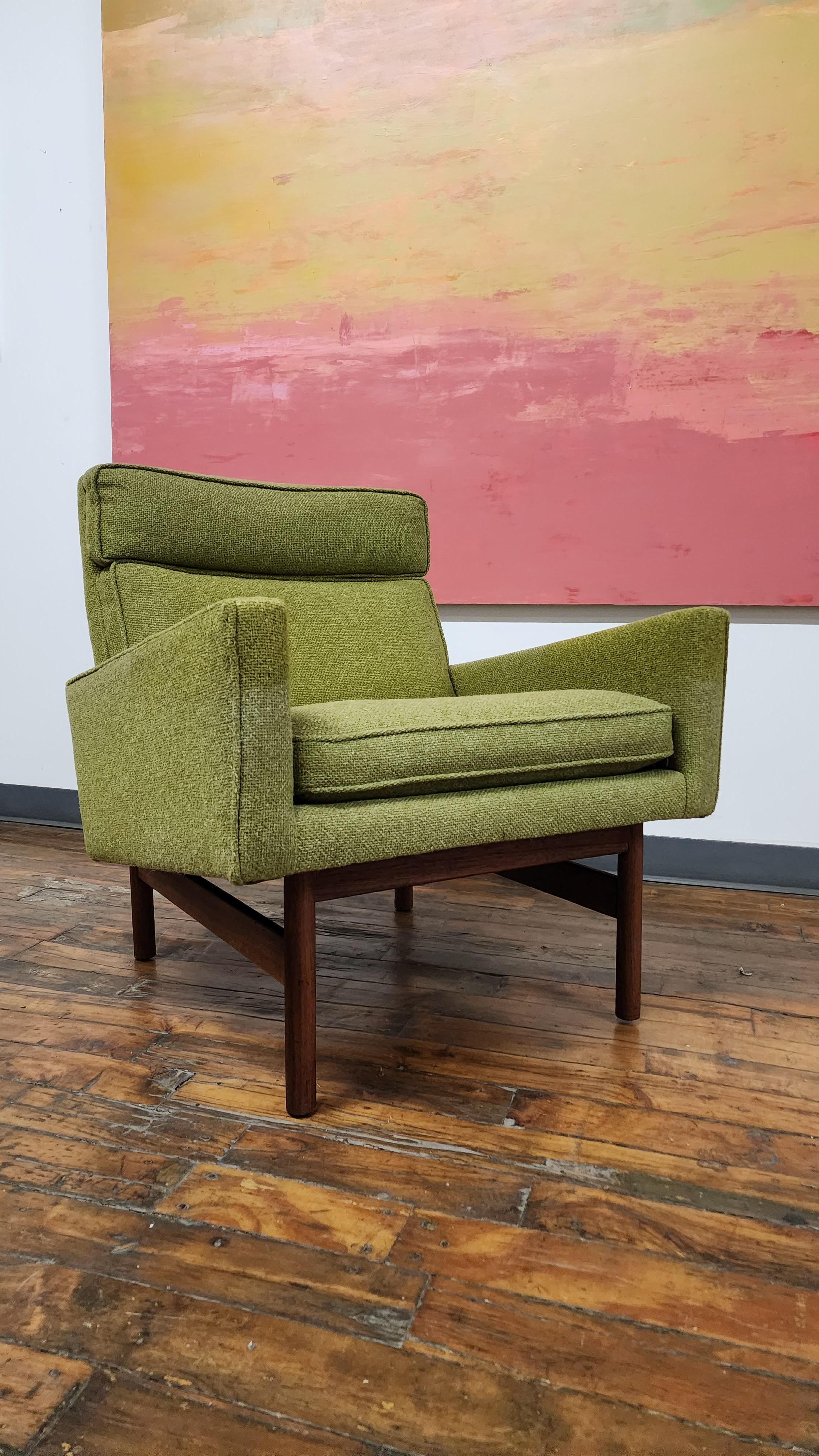 Mid-Century Modern Vintage Jens Risom Style Lounge Chair