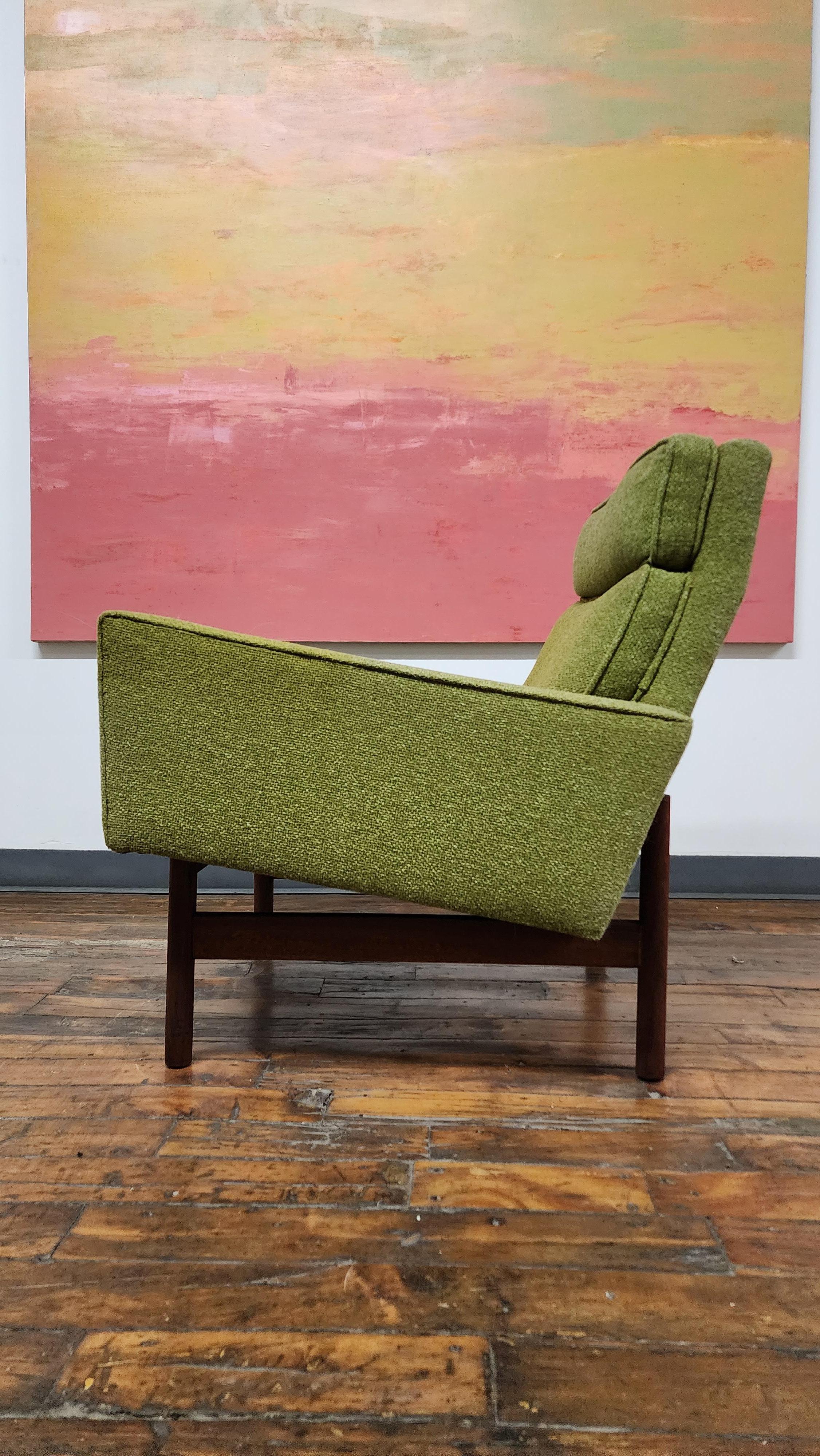 Mid-20th Century Vintage Jens Risom Style Lounge Chair