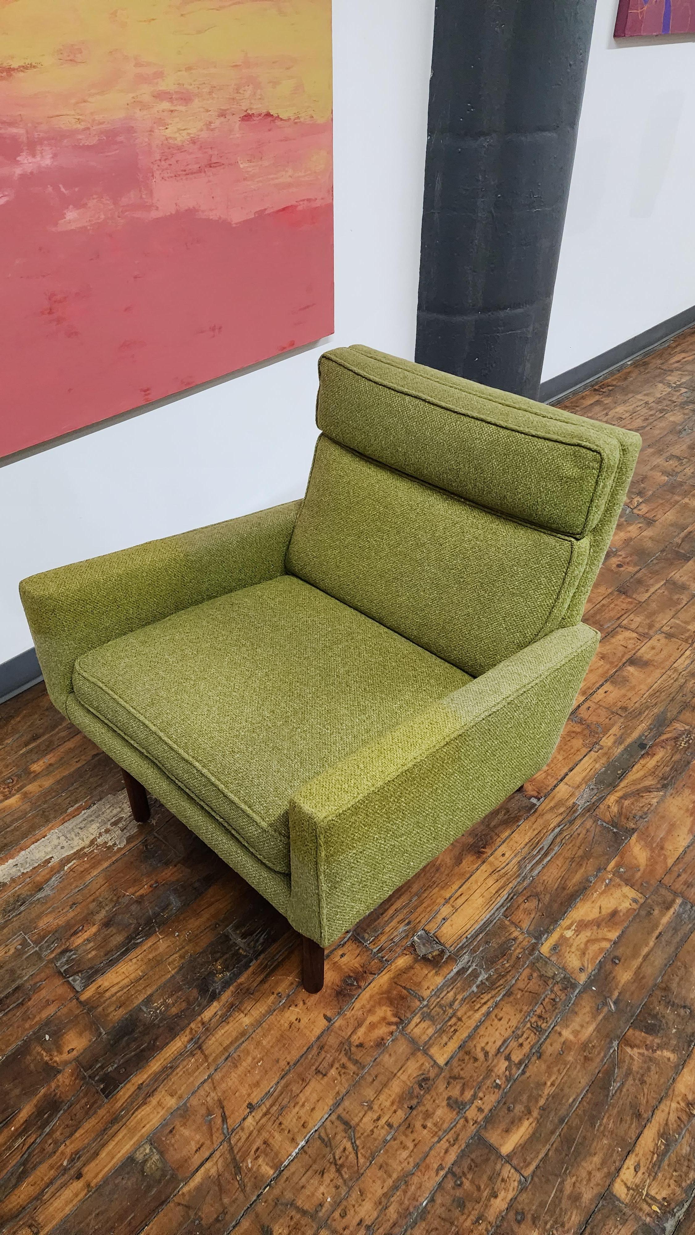 Upholstery Vintage Jens Risom Style Lounge Chair