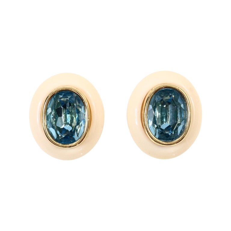 Vintage Jerval France Gold Tone Ivory Color Earrings Circa 1960s. These have a beautiful aquamarine color crystal in the middle surrounded by the gold color to offset it. The Ivory color piece is harder than a Lucite so may be an altuglas or a