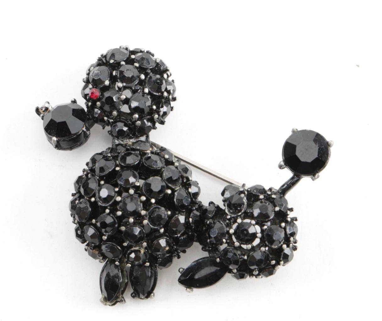Vintage Jet Bead Poodle Brooch In Good Condition For Sale In West Palm Beach, FL