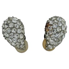Pendientes de clip con joyas vintage de Sonia Rykiel