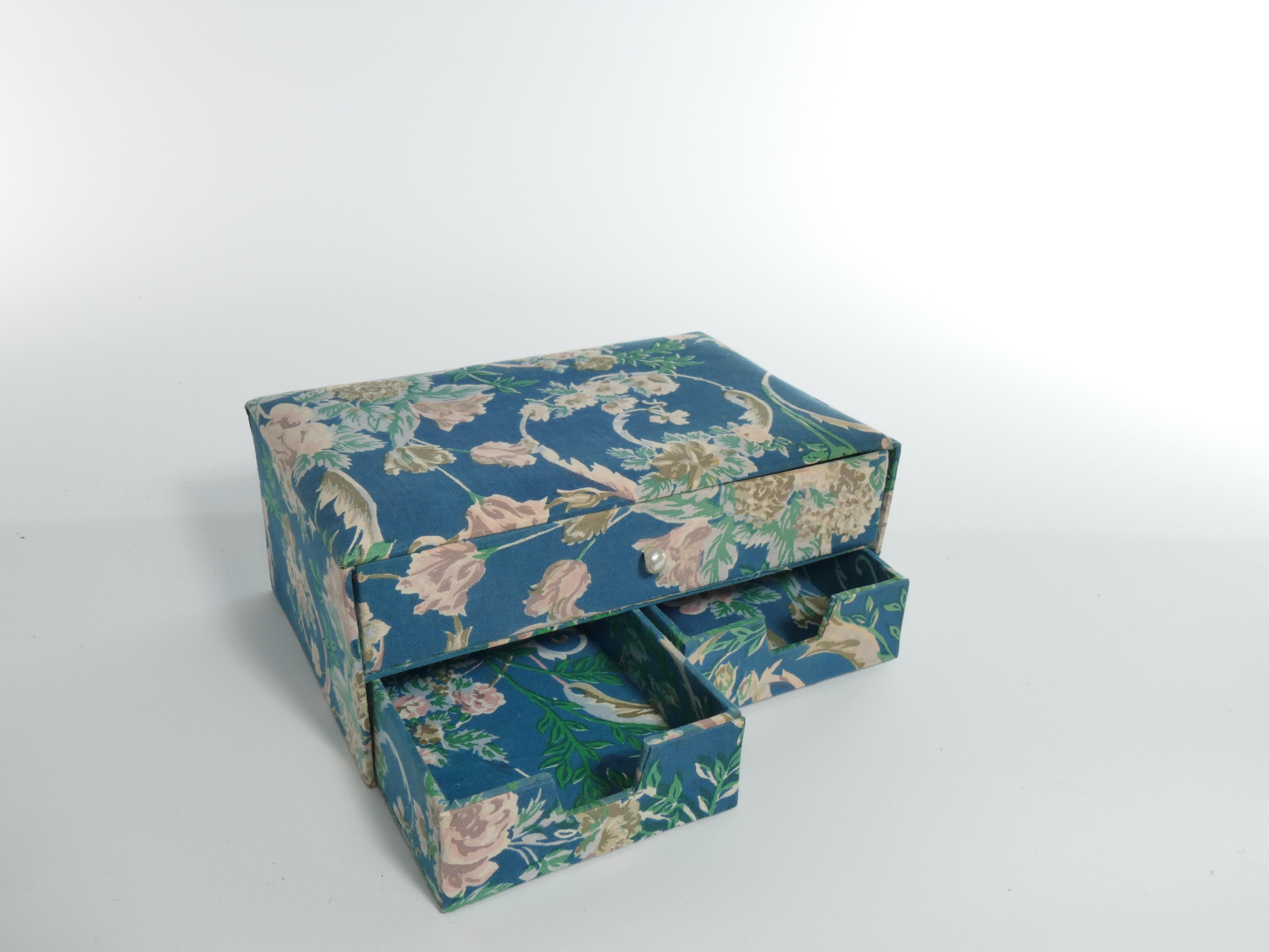 Vintage Jewelry Box in Blue Textile With Floral Motifs For Sale 4