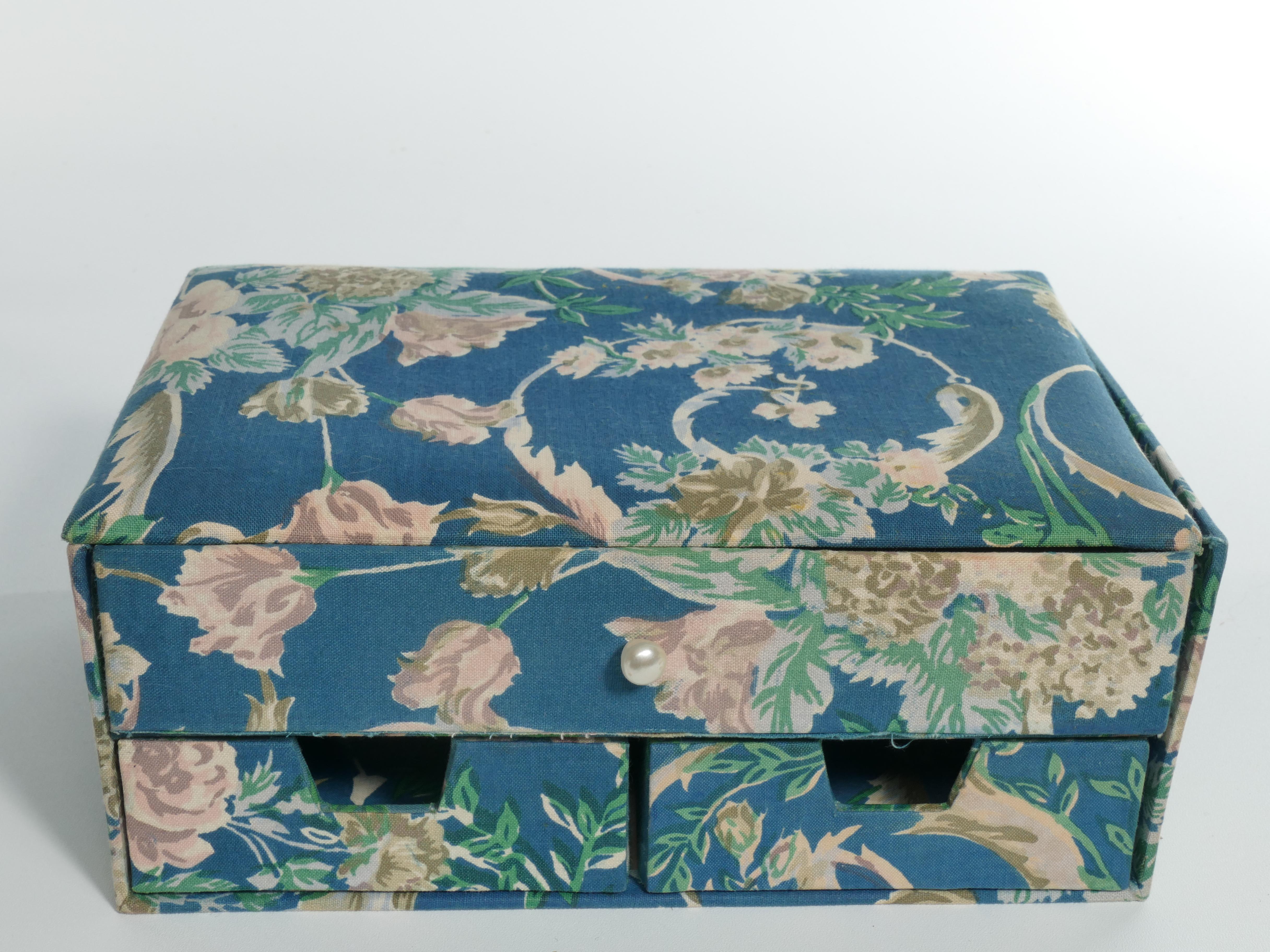 Hand-Crafted Vintage Jewelry Box in Blue Textile With Floral Motifs For Sale
