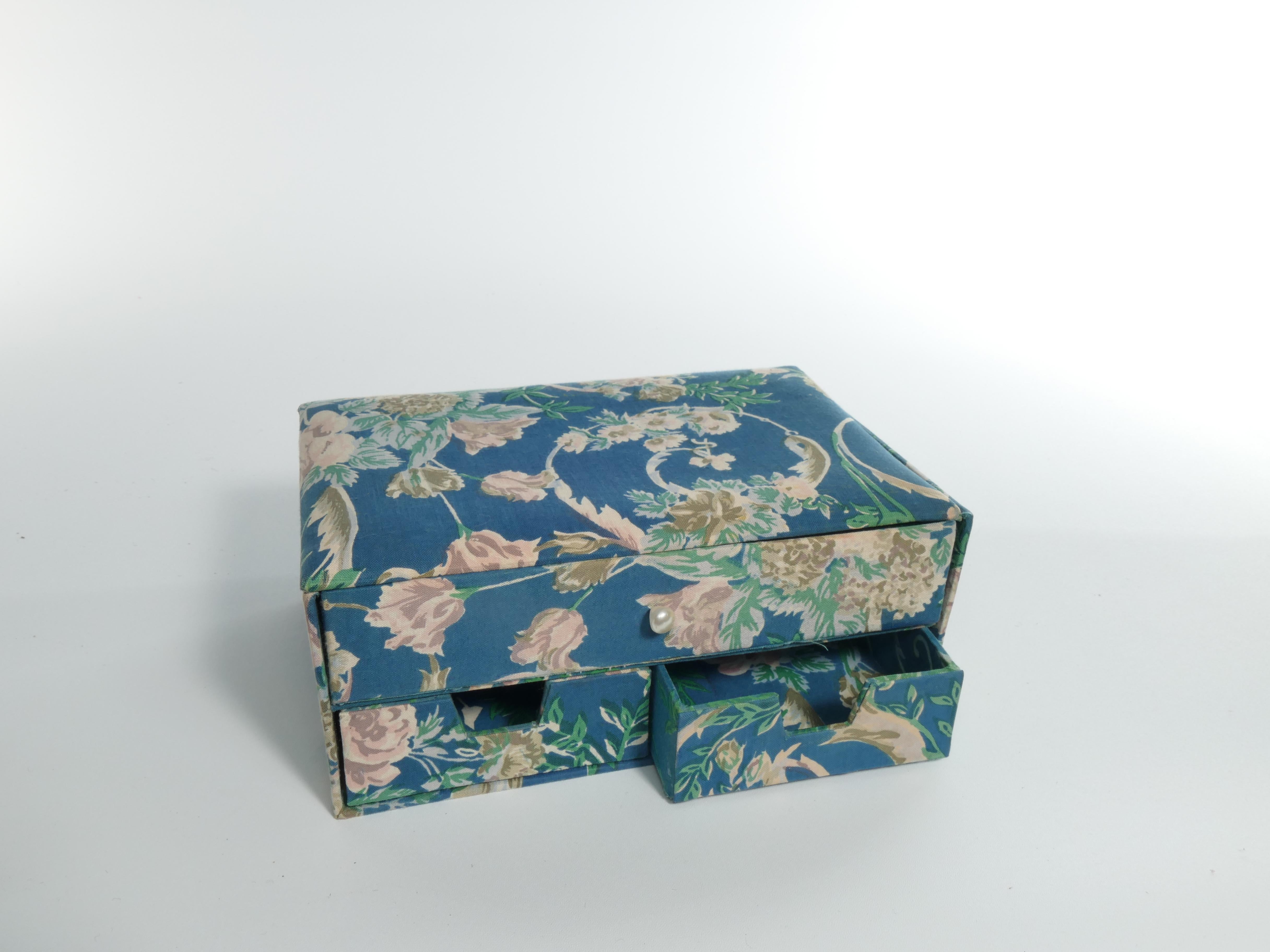 Vintage Jewelry Box in Blue Textile With Floral Motifs For Sale 3