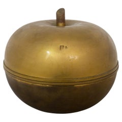 Vintage Jewelry Box in Brass Apple Shaped