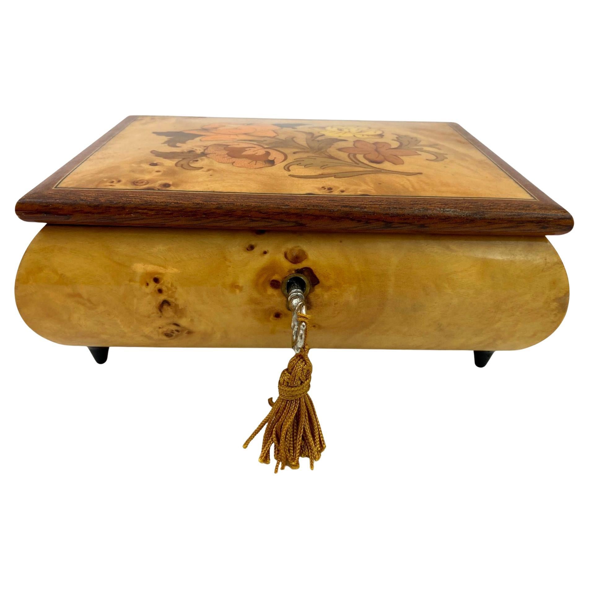 What is an old music box called?