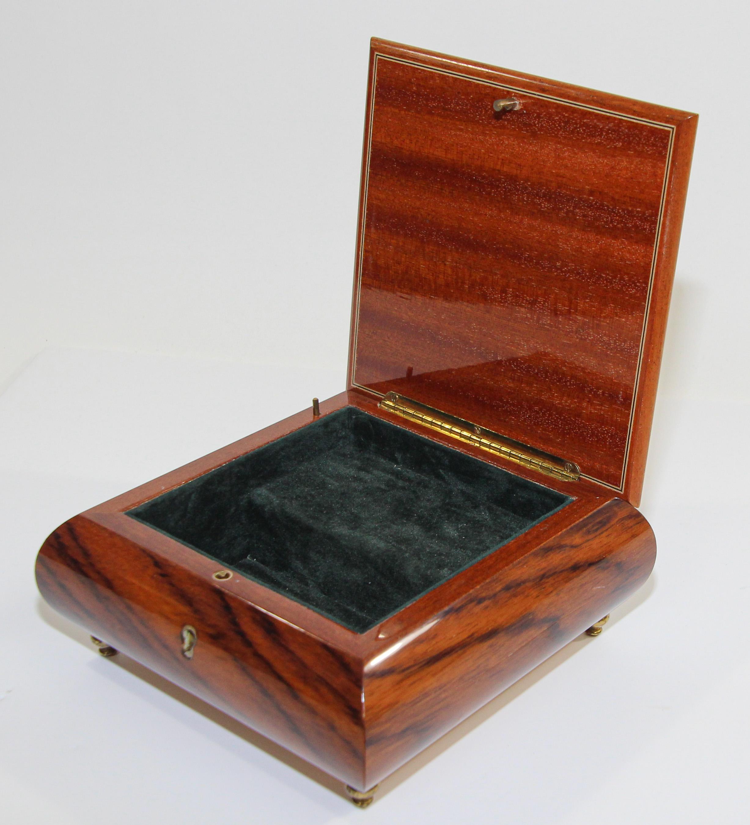 Mid-20th Century Vintage Jewelry Box Hand-Made in Italy