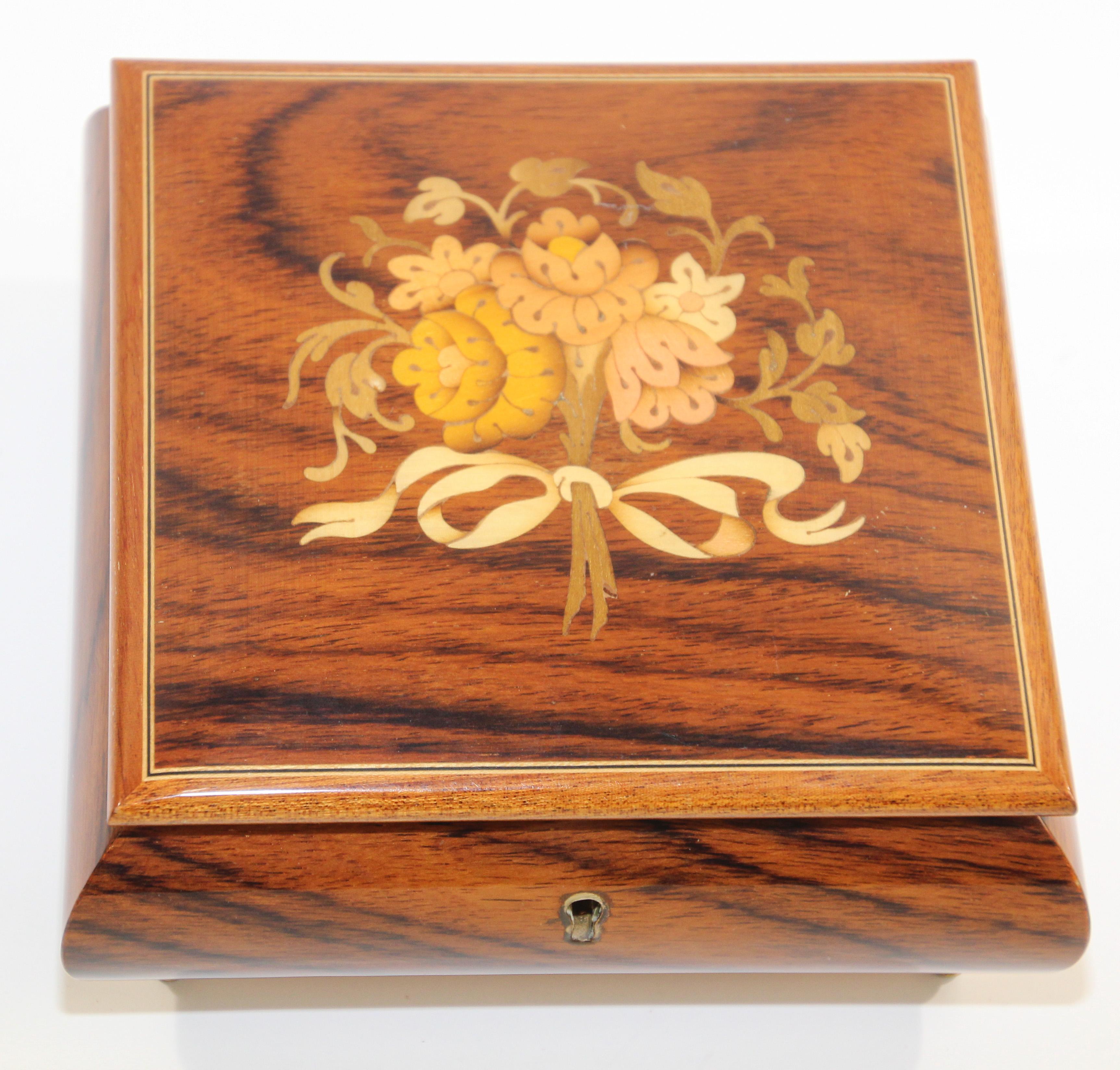 Hand-Crafted Vintage Jewelry Box Hand-Made in Italy