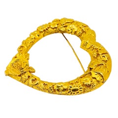 Vintage JJ gold pearl designer runway brooch