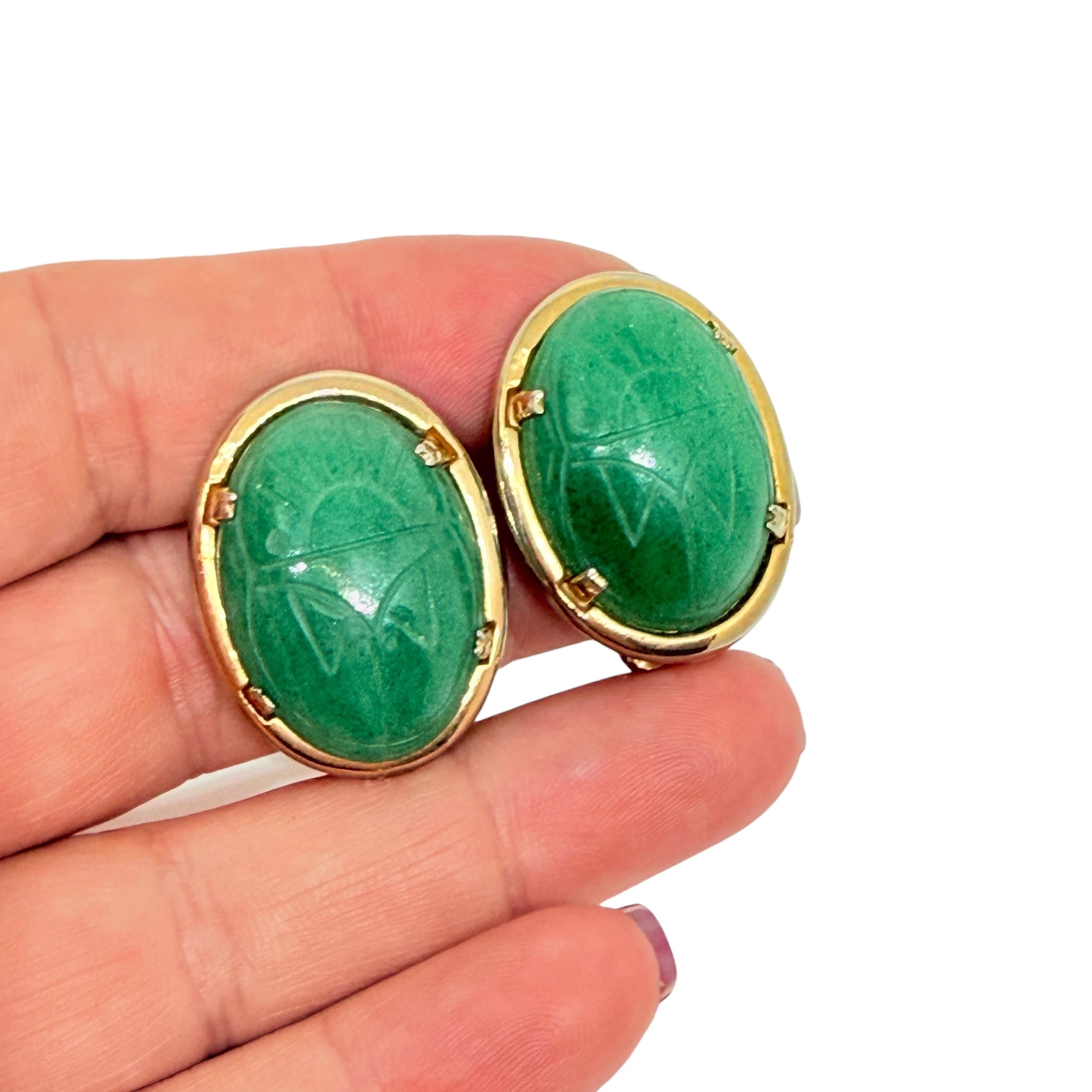 DETTAGLI

- firmato 1/20 in oro 12k JJJ Co.

- riempito d'oro con pietra di giada

- orecchini vintage di design
 
MISURE  

- CONDIZIONE

-  ottime condizioni vintage con minimi segni di usura 

 Sku 53

❤️❤️   GIOIELLI DI DESIGN VINTAGE  